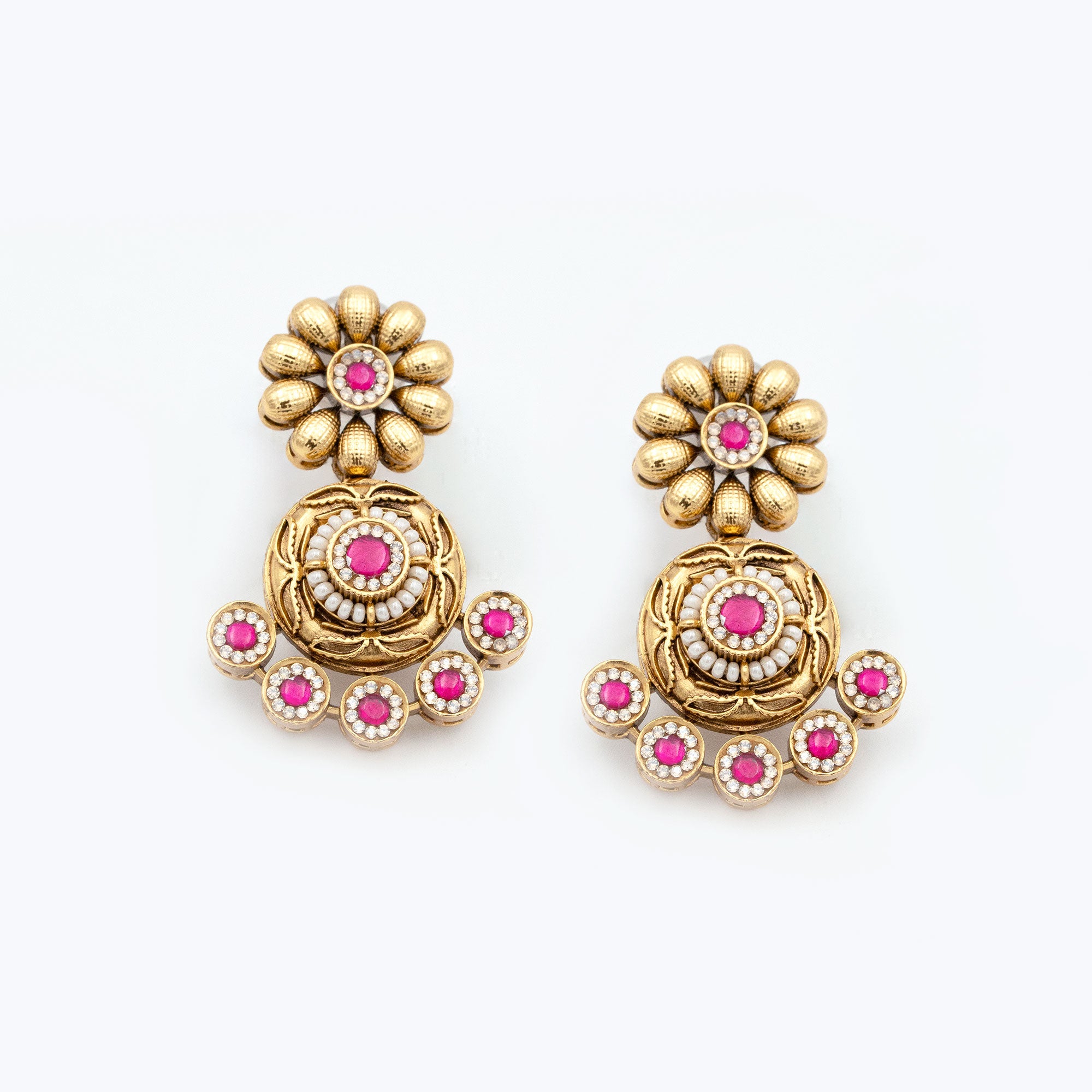 Traditional Round Top Round Earring Set