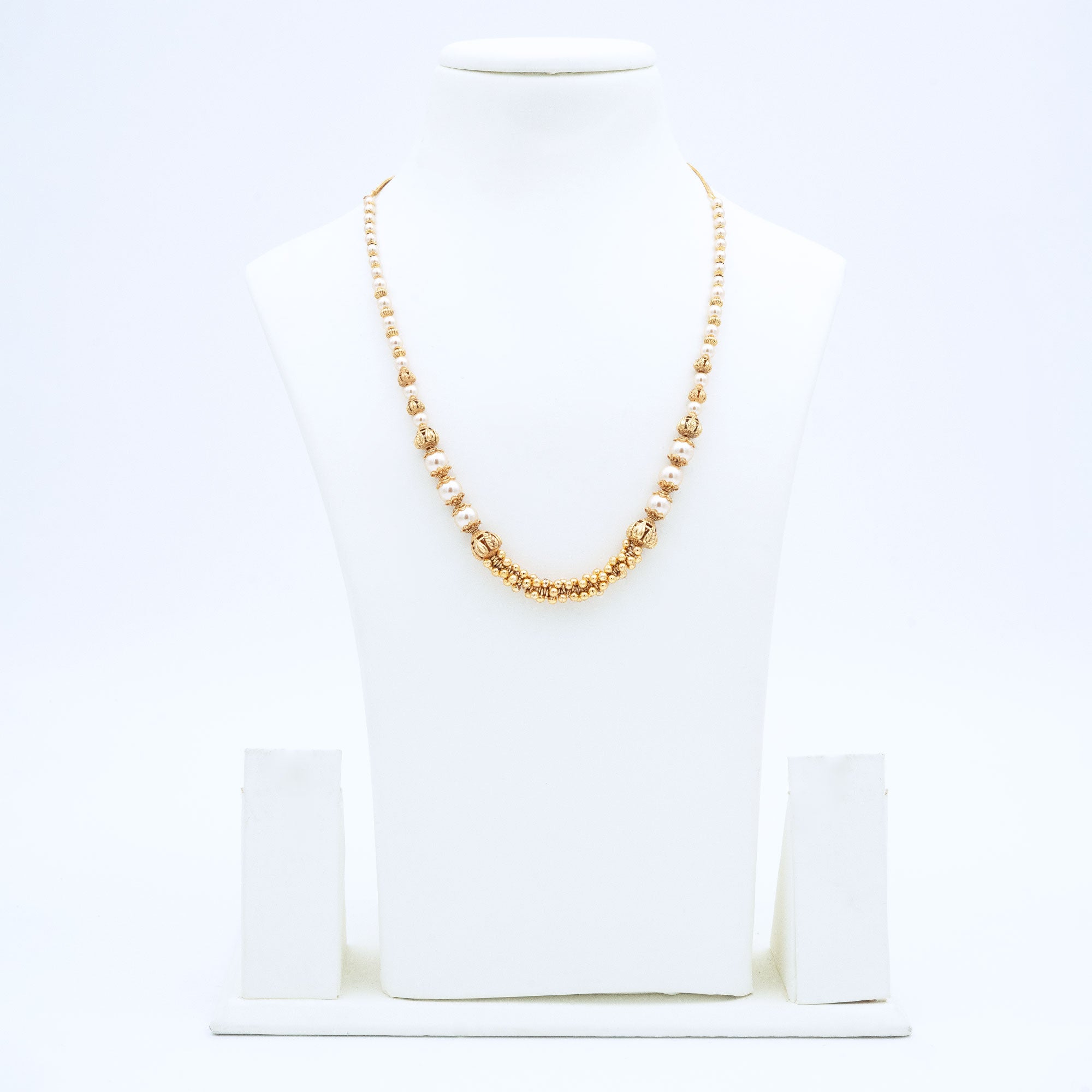Trendy Pearl Necklace Set