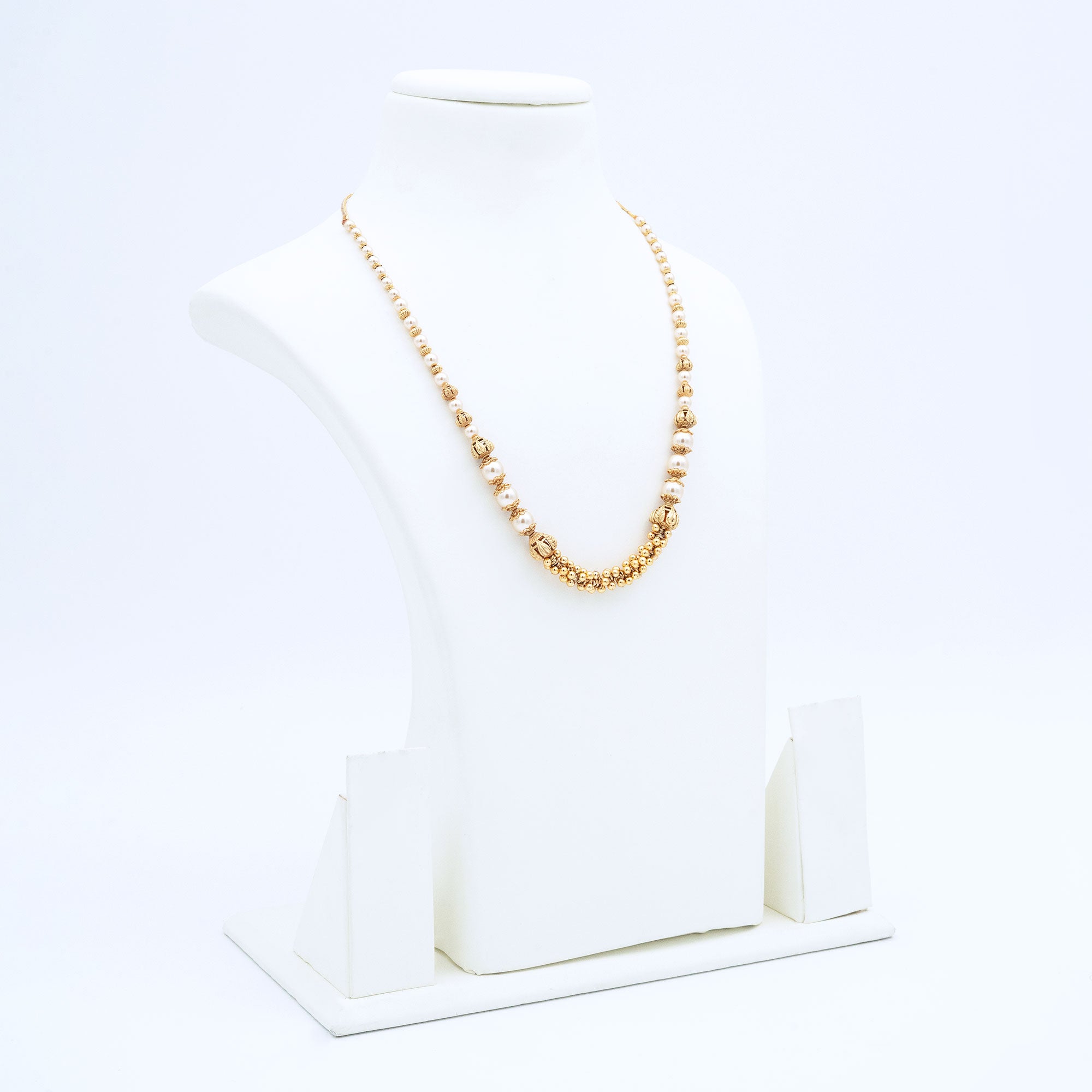 Trendy Pearl Necklace Set