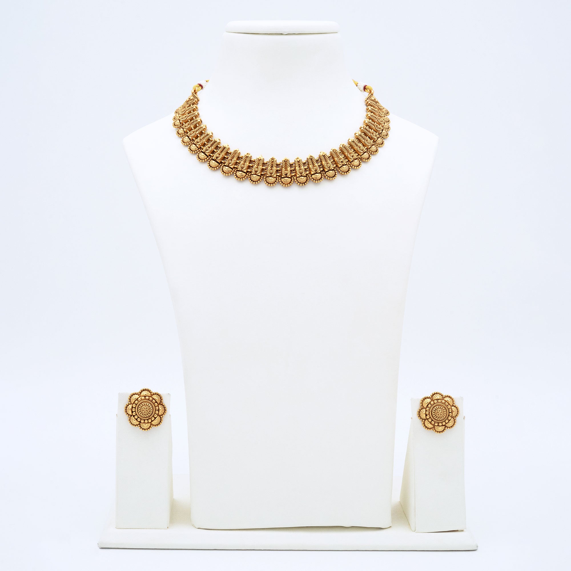 Traditional Leaf Necklace Set