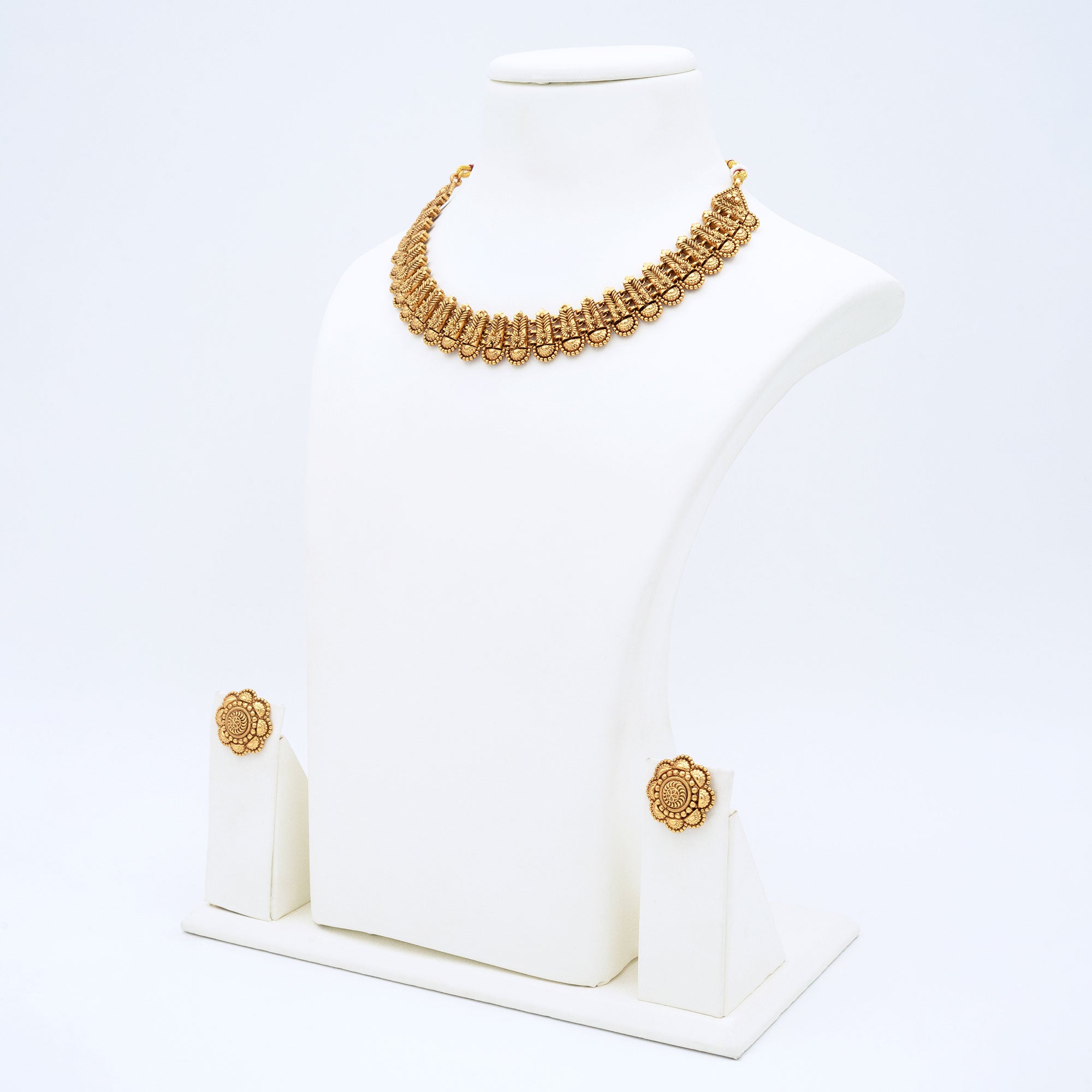 Traditional Leaf Necklace Set