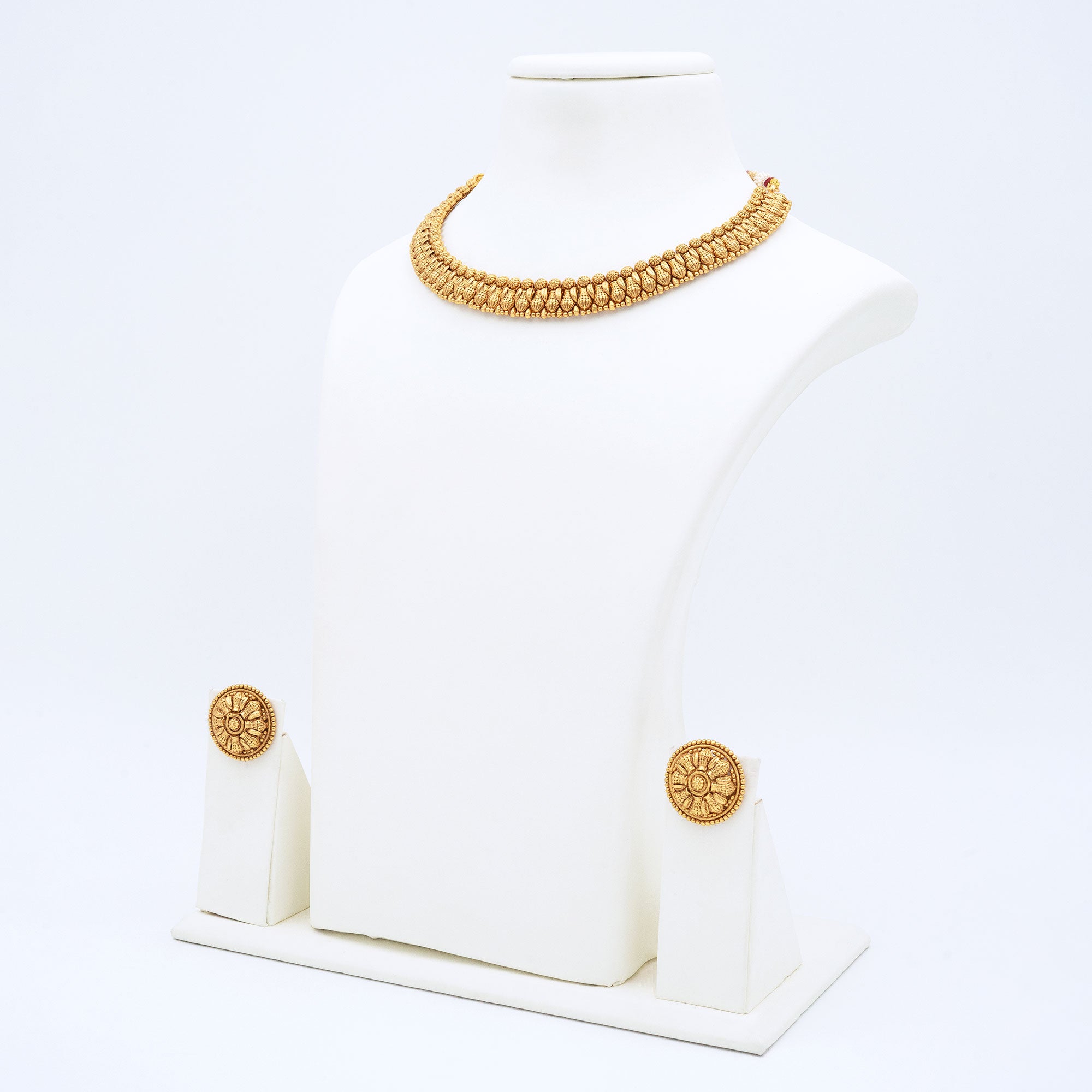 Traditional Pouch Necklace Set