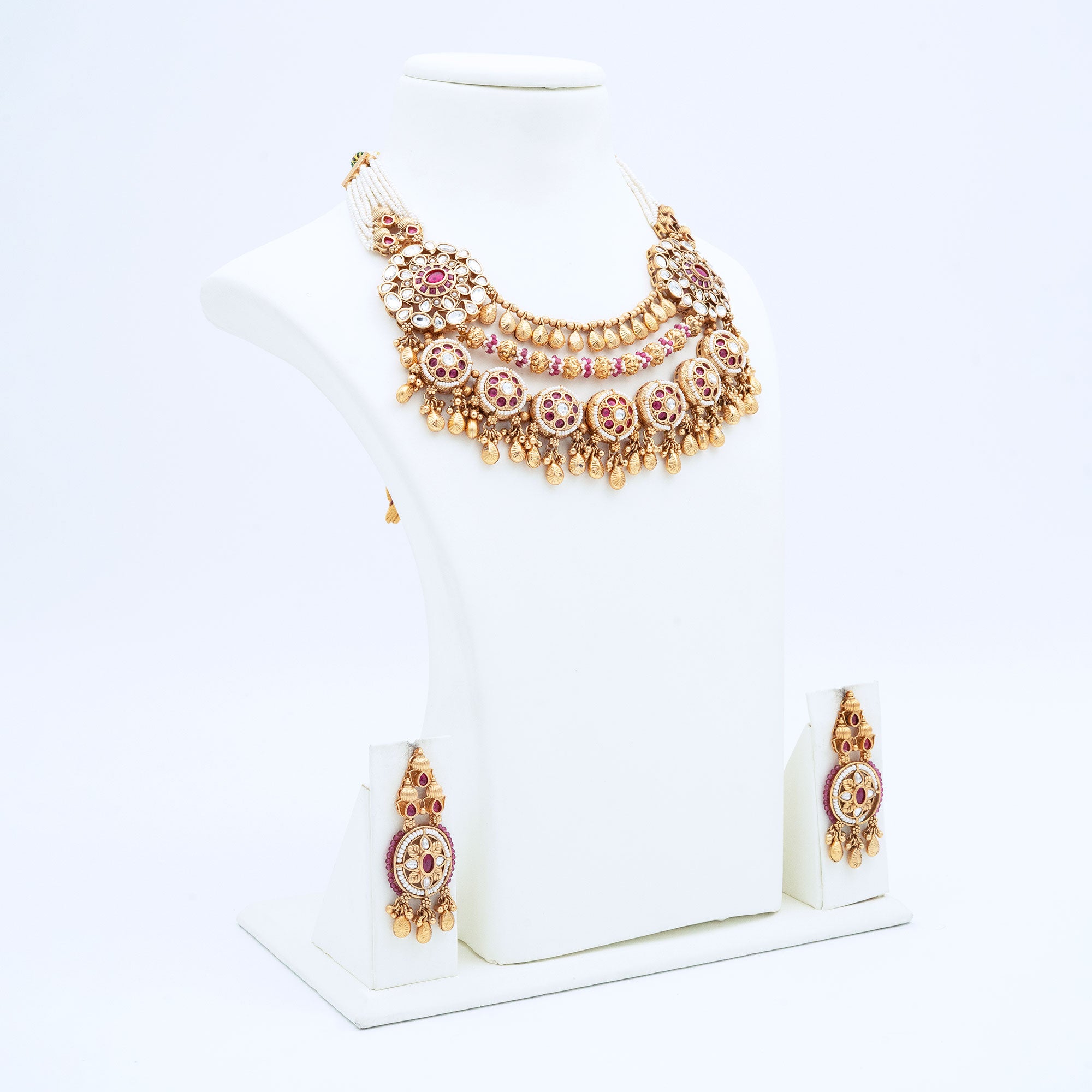 Trendy Multilayered Necklace Set