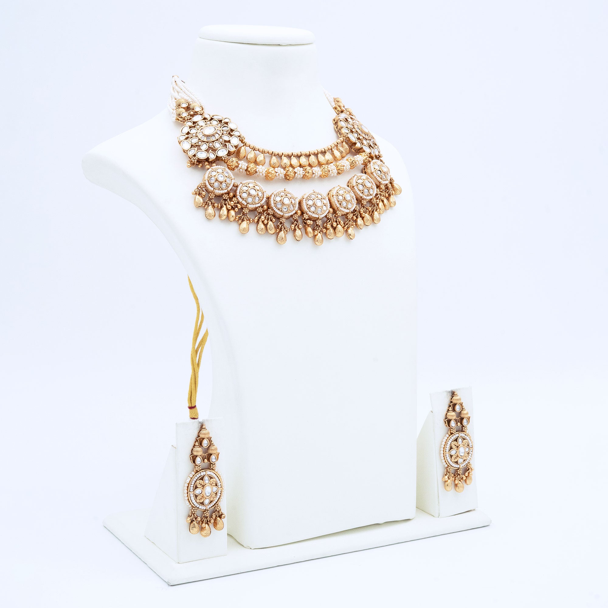 Trendy Multilayered Necklace Set