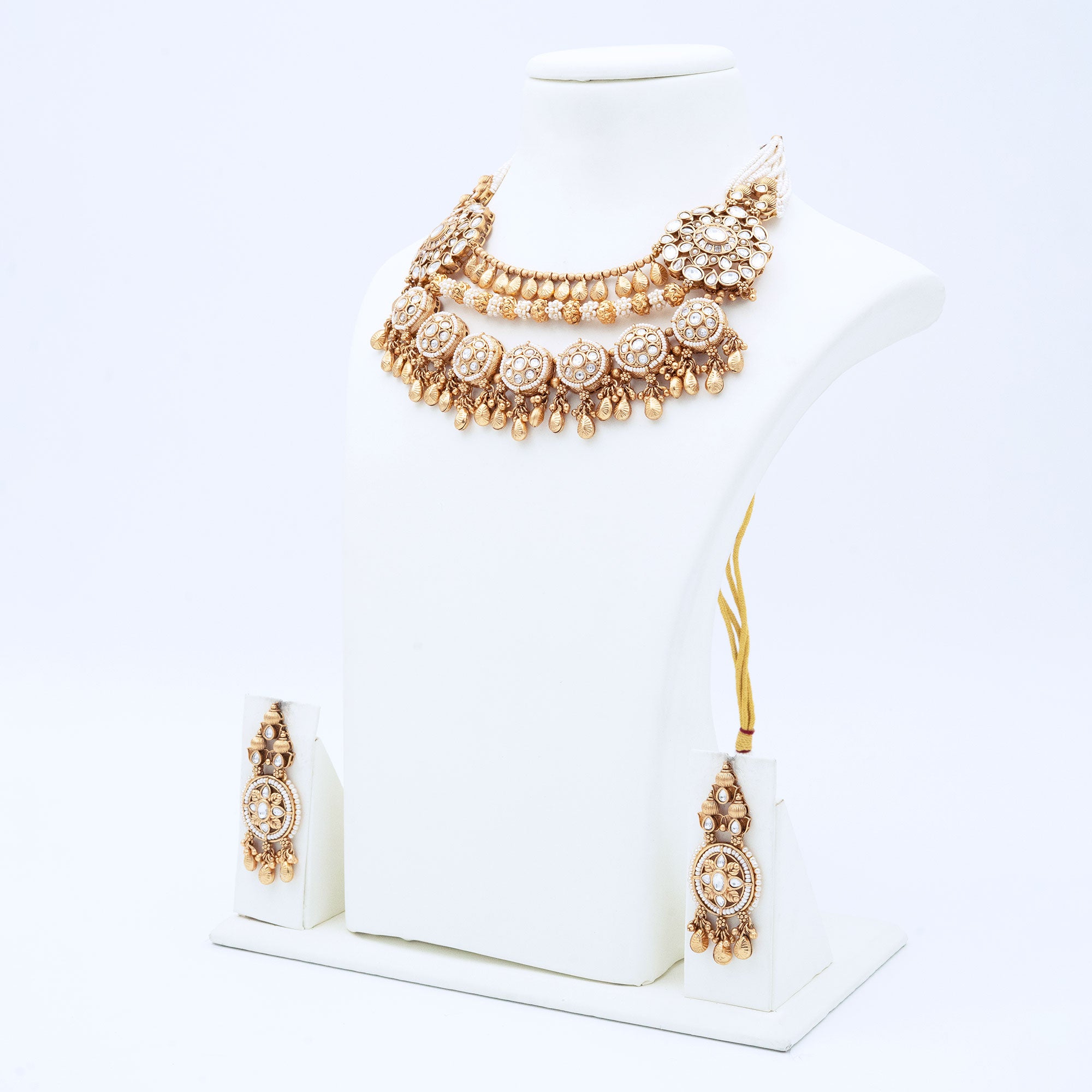Trendy Multilayered Necklace Set