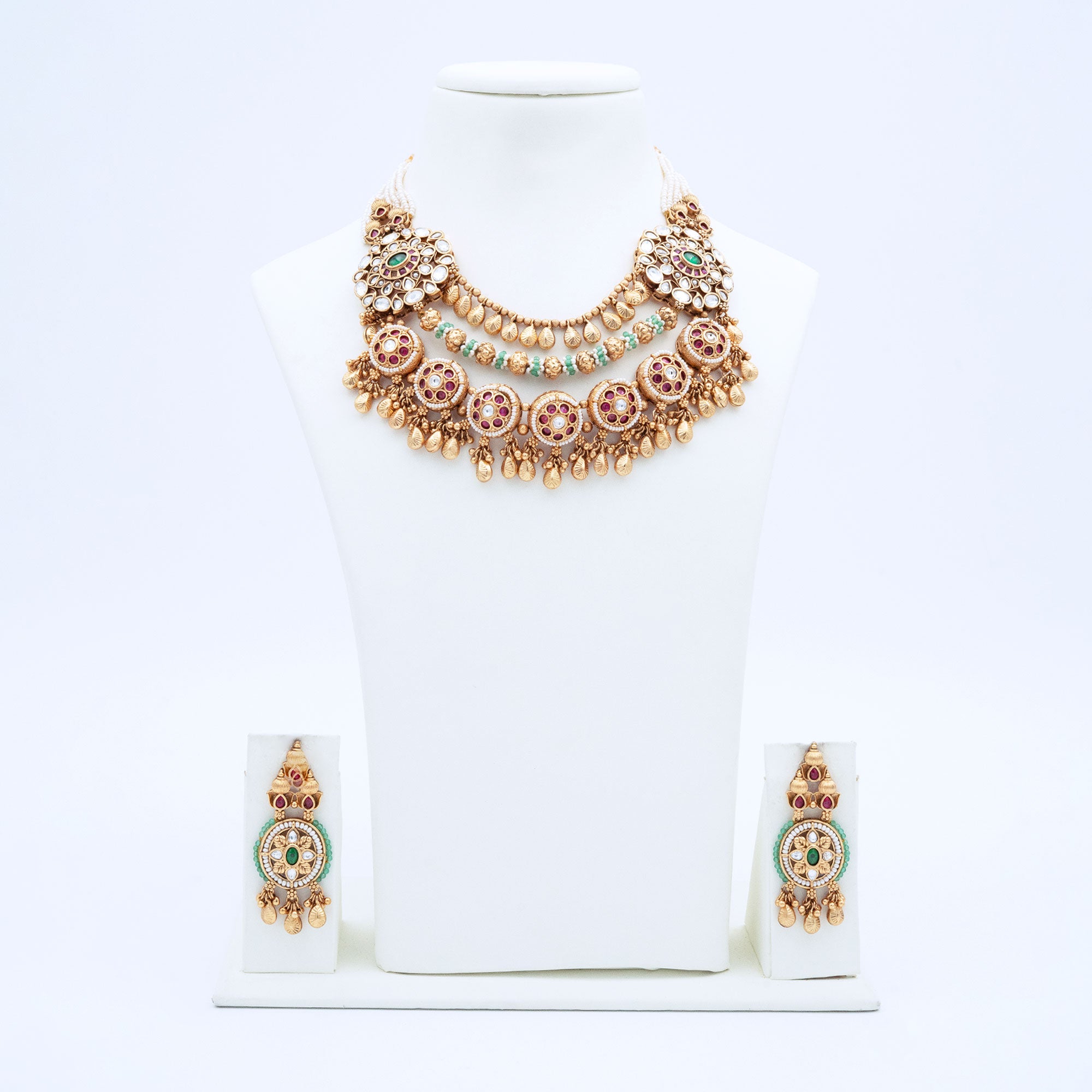 Trendy Multilayered Necklace Set