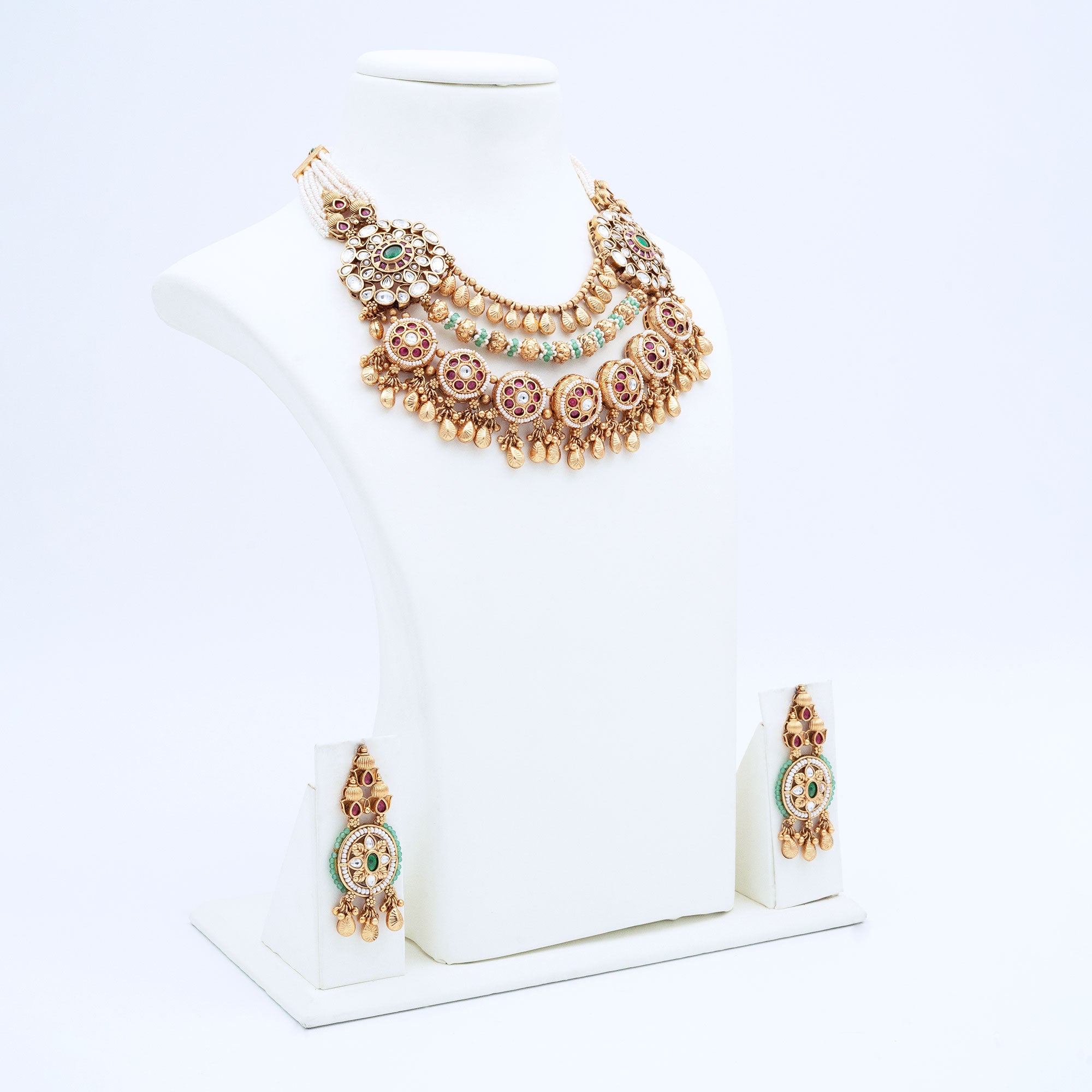 Trendy Multilayered Necklace Set