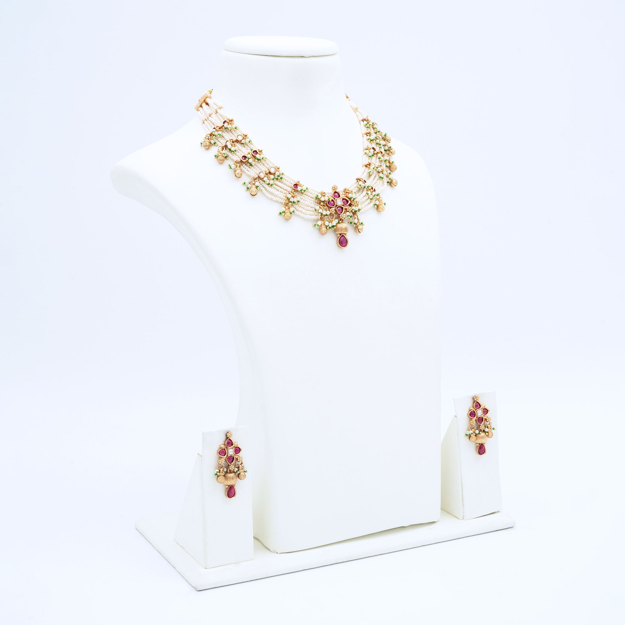 Trendy Layered Floral Pearl Necklace Set