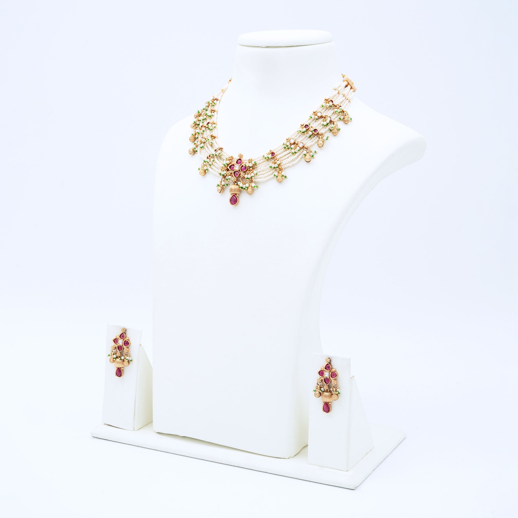 Trendy Layered Floral Pearl Necklace Set