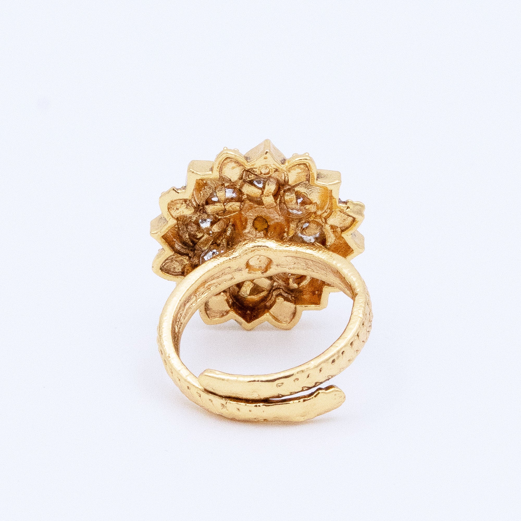 Trendy Floral Ring