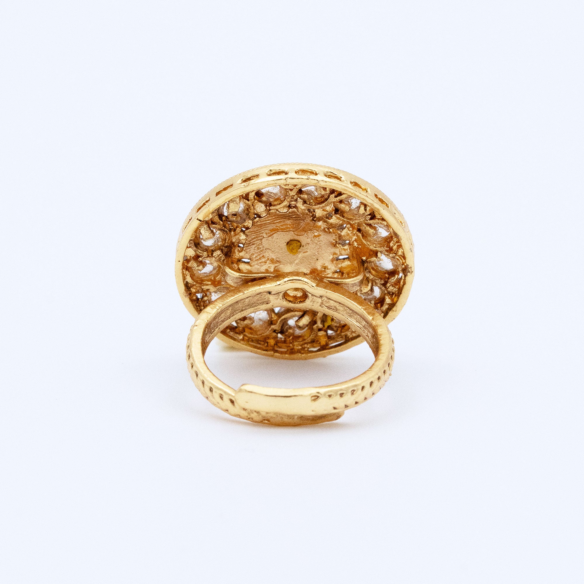 Trendy Round Floral Ring