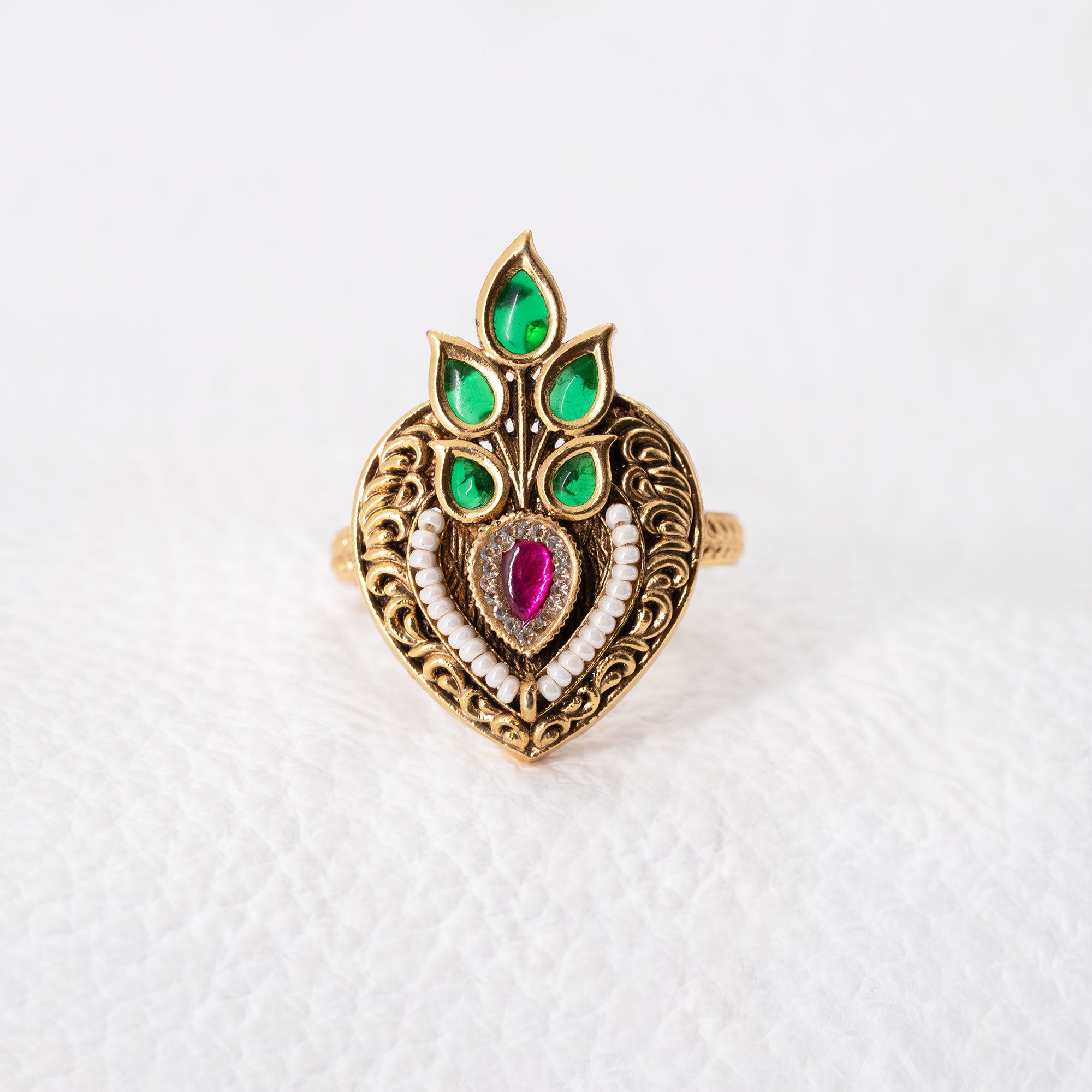 Trendy Spear with Leaf Ring