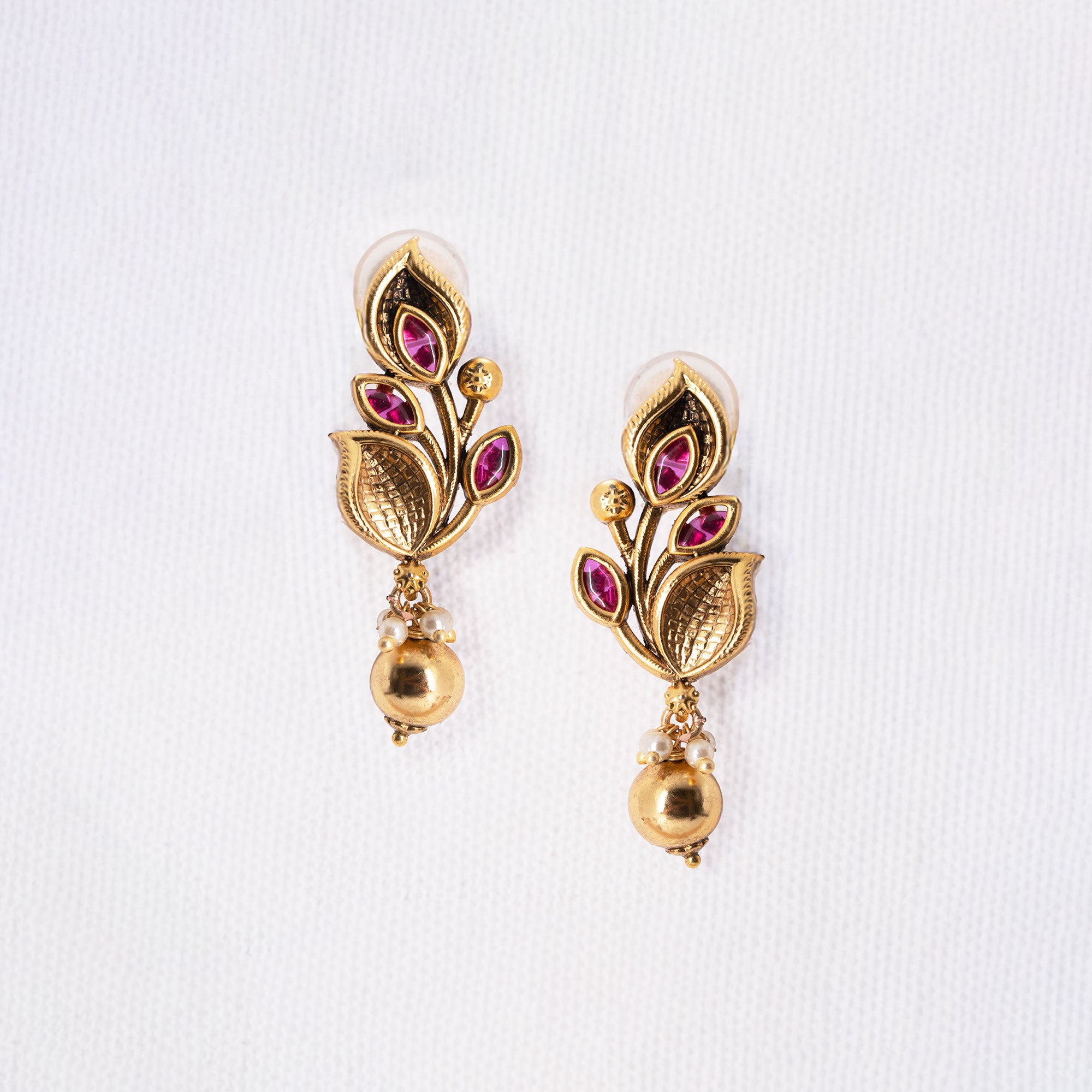 Trendy Leaf Branch Tops