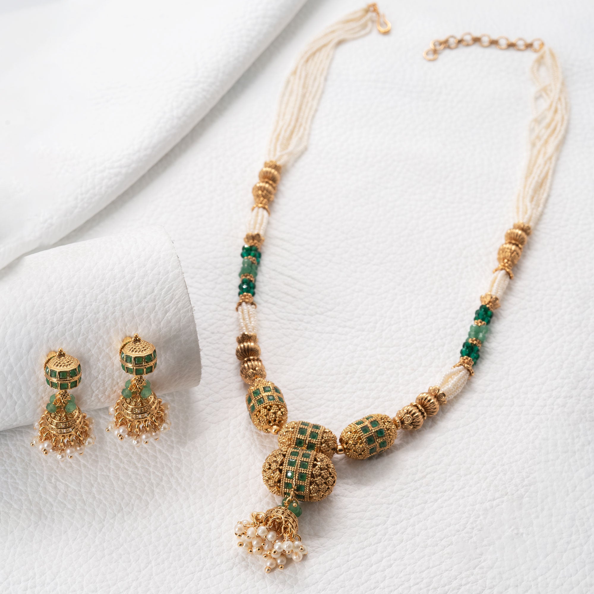 Trendy Capsule Necklace Set