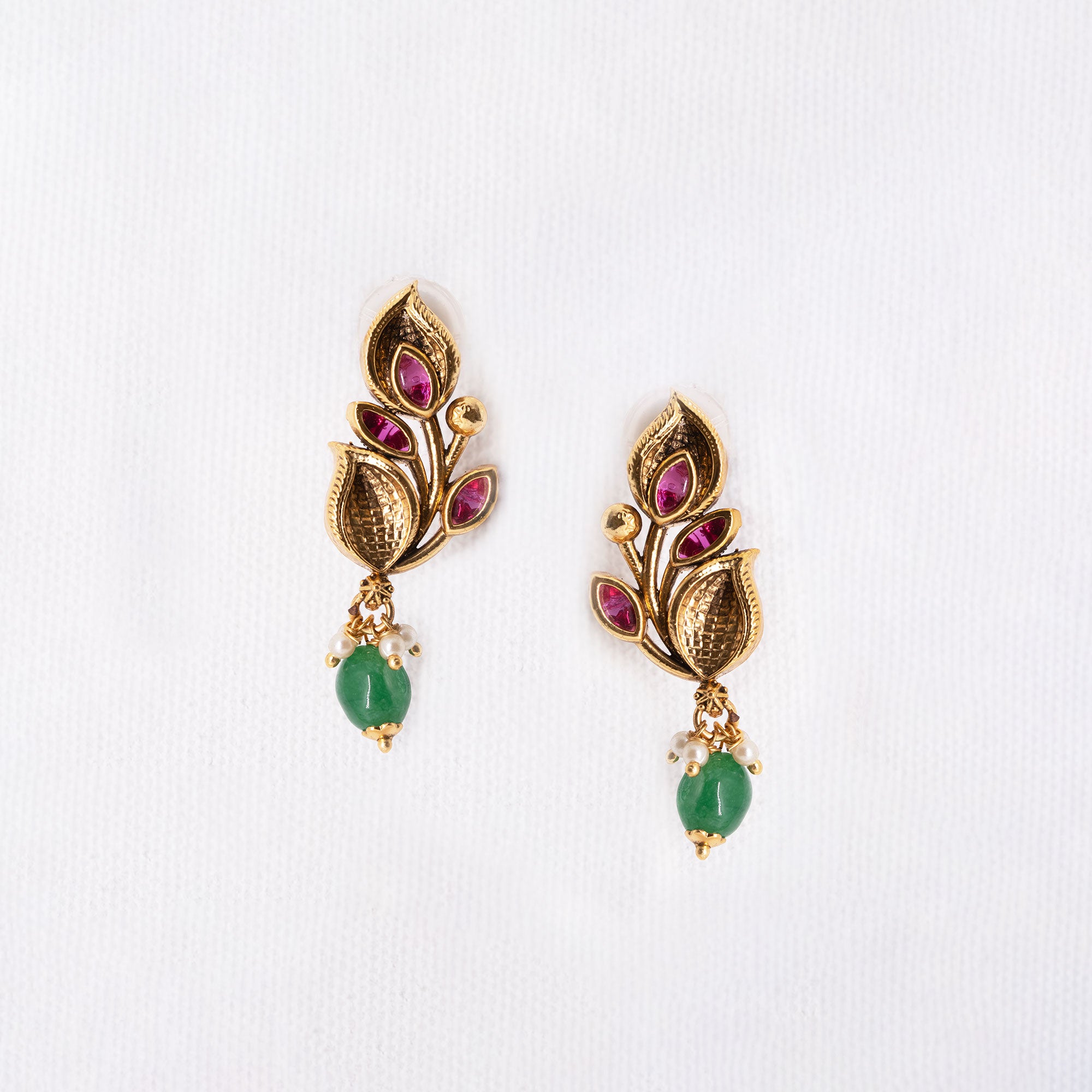 Trendy Leaf Branch Tops