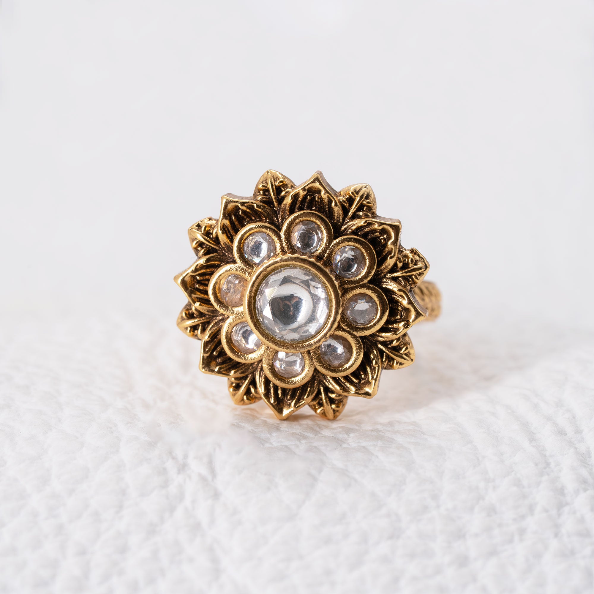 Trendy Floral Ring