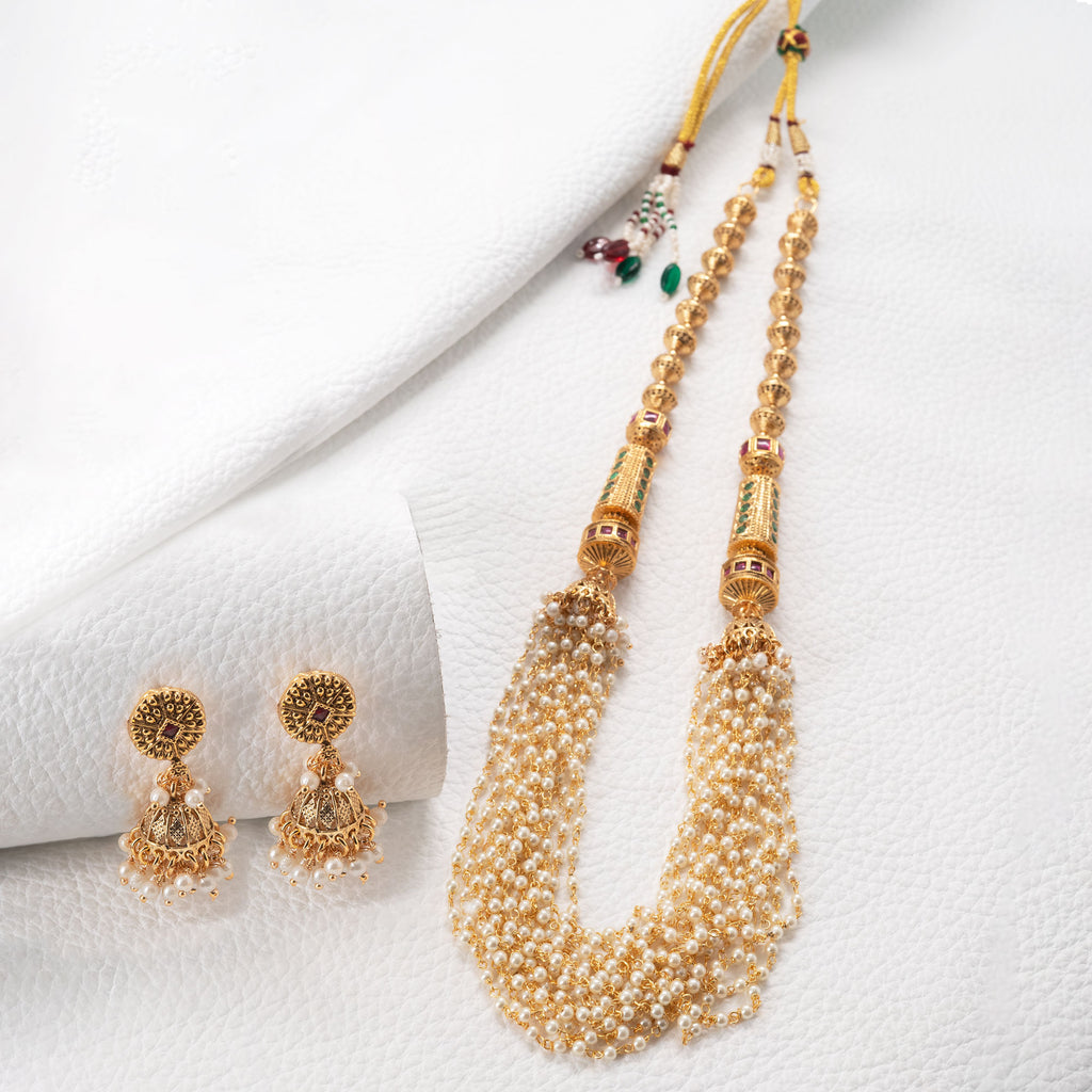 Trendy Layered Pearl Necklace set