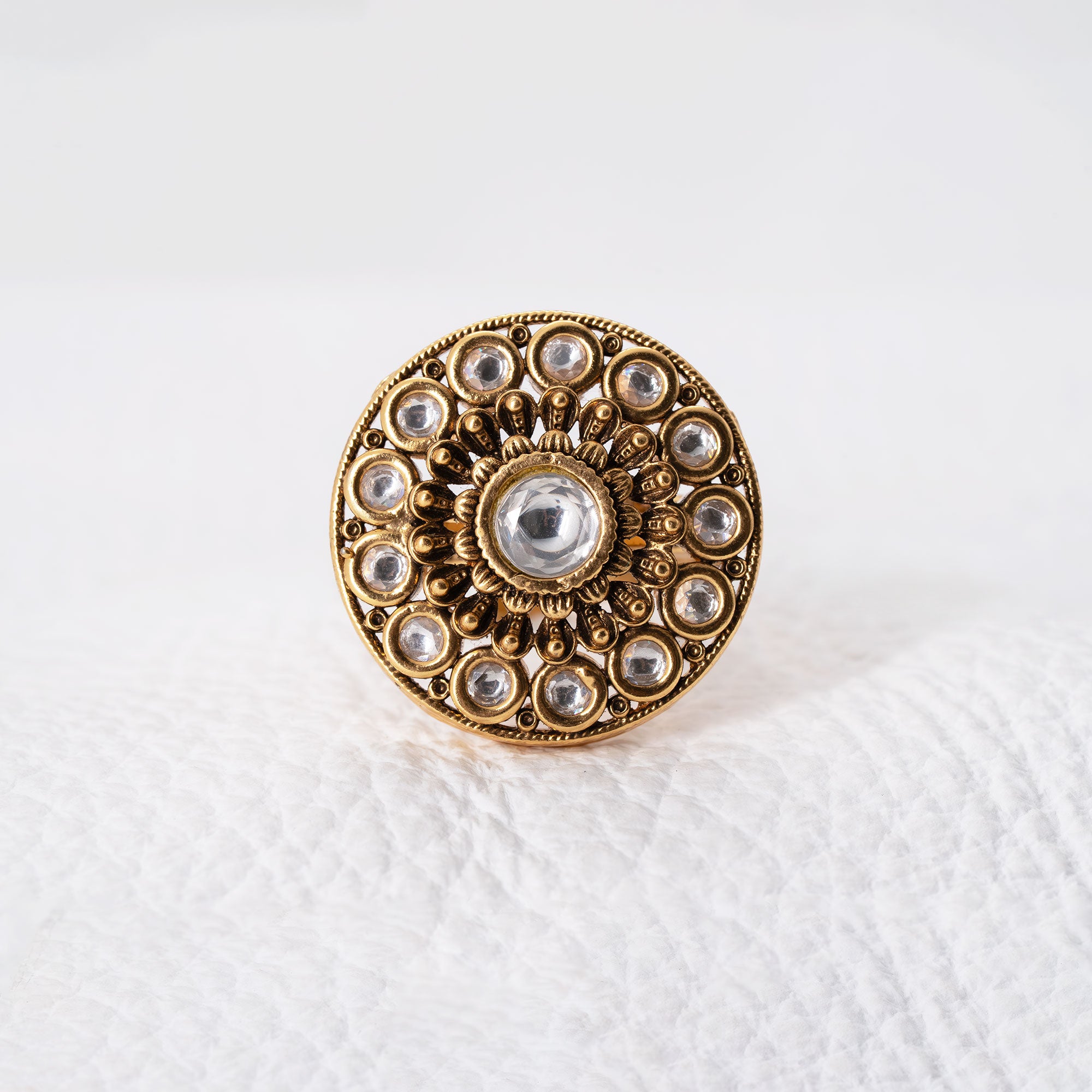 Trendy Round Floral Ring