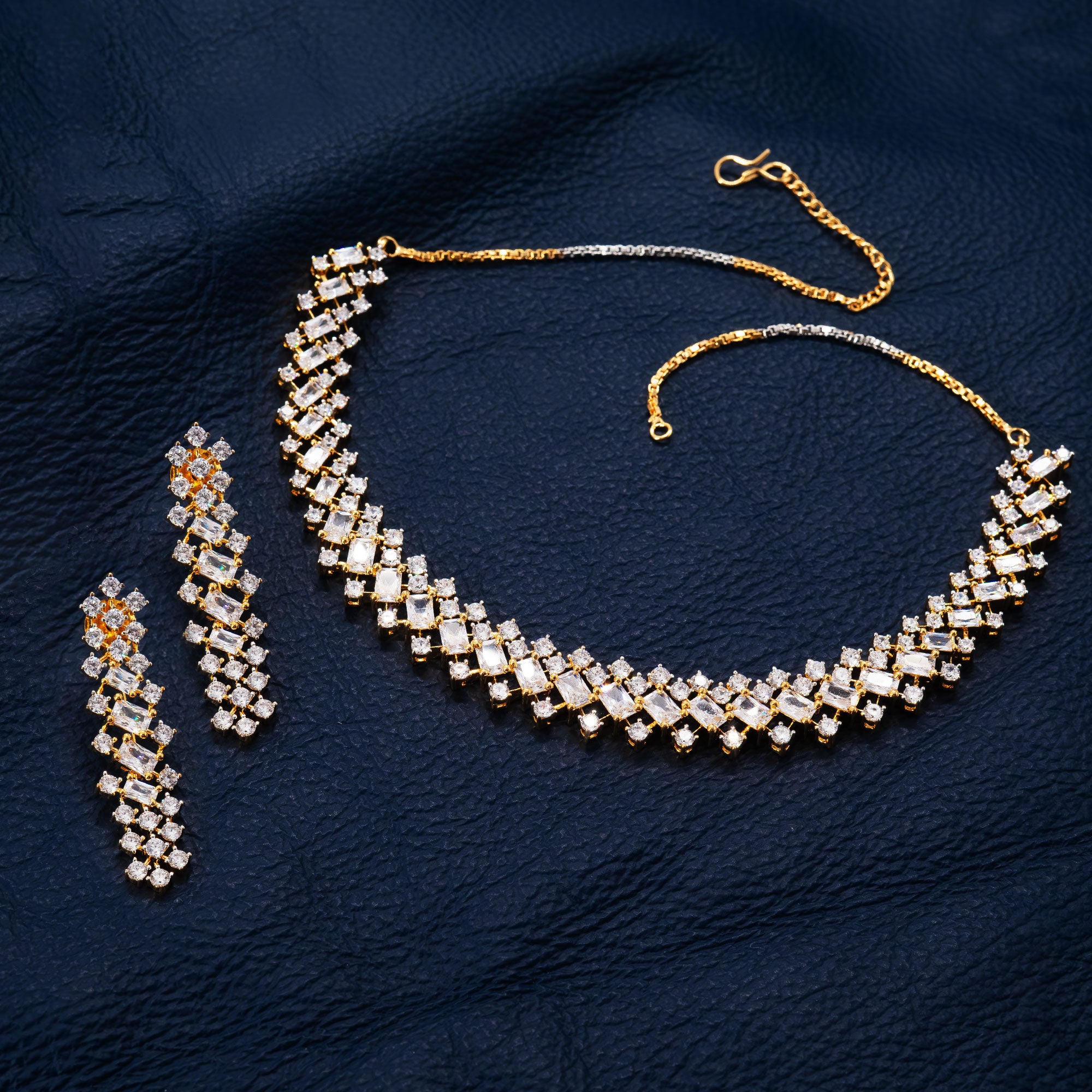 Trendy Interlink Necklace Set