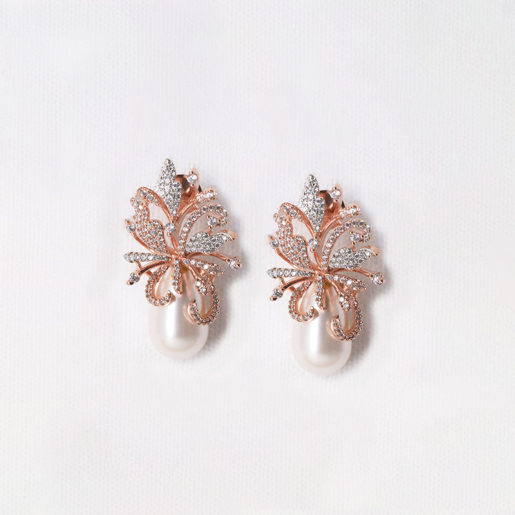 Modern Cluster Leaves with Drop Tops