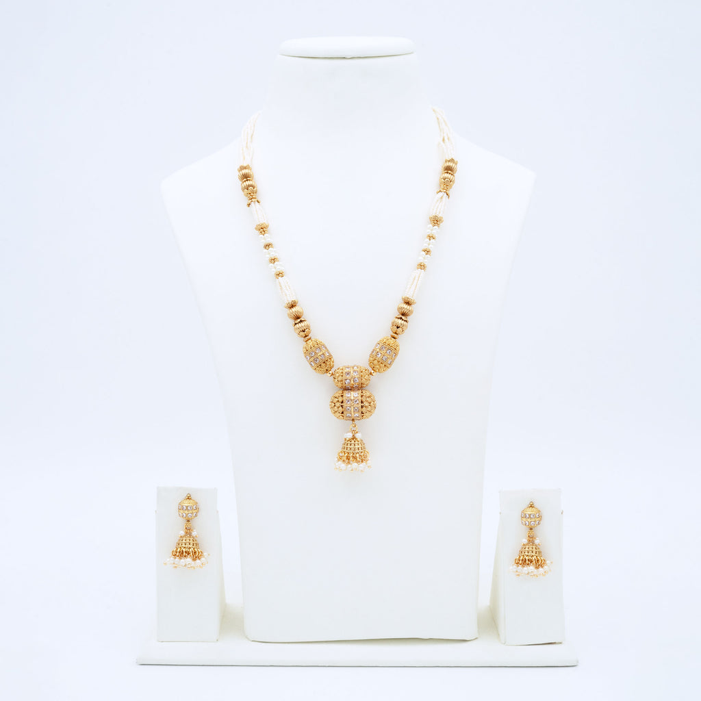 Trendy Capsule Necklace Set