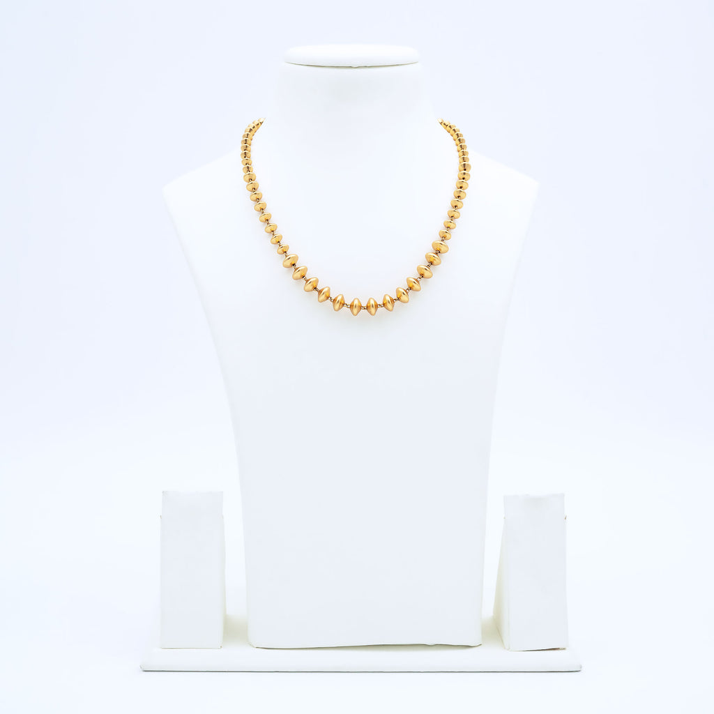 Trendy Shell Necklace Set
