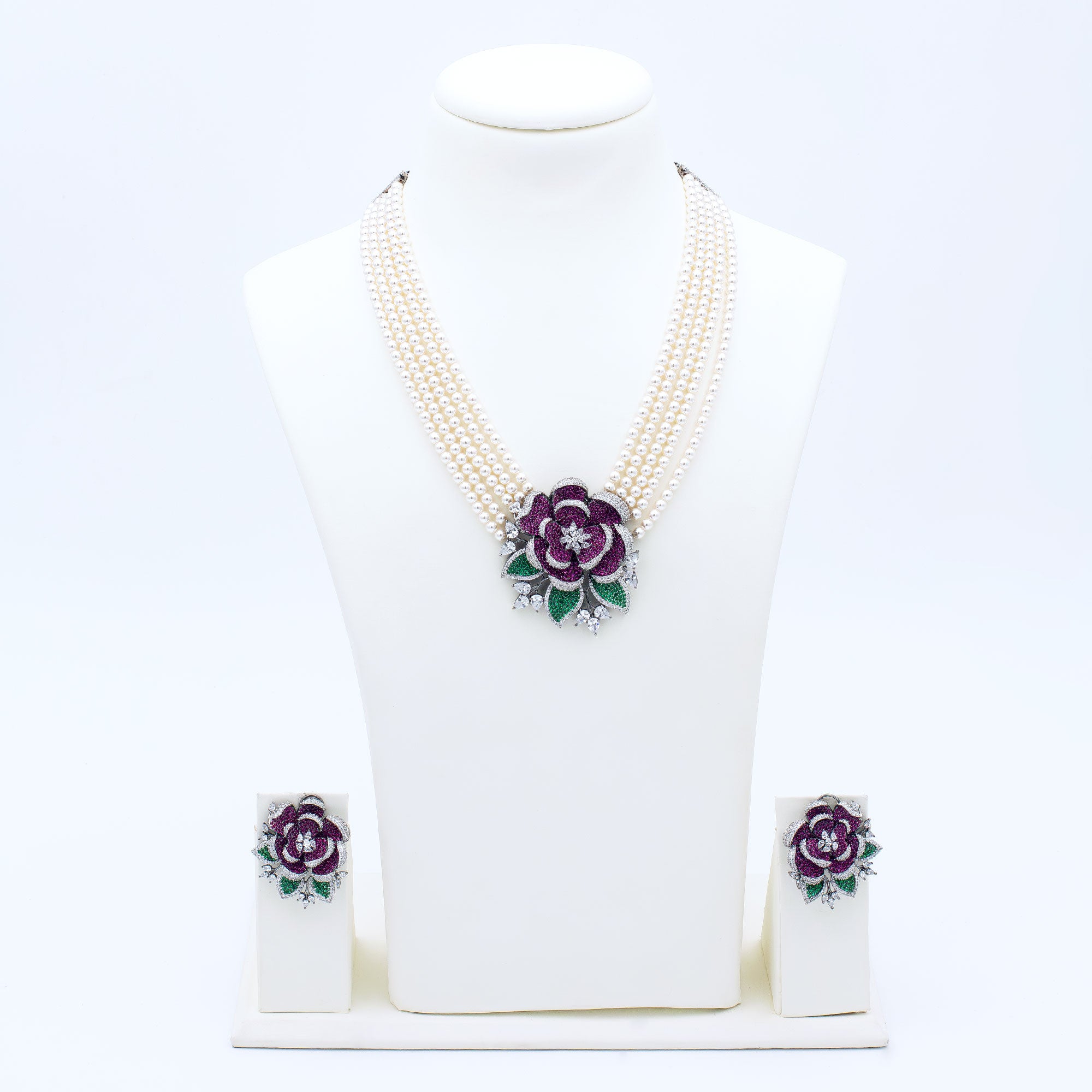 Modern Rose Necklace Set