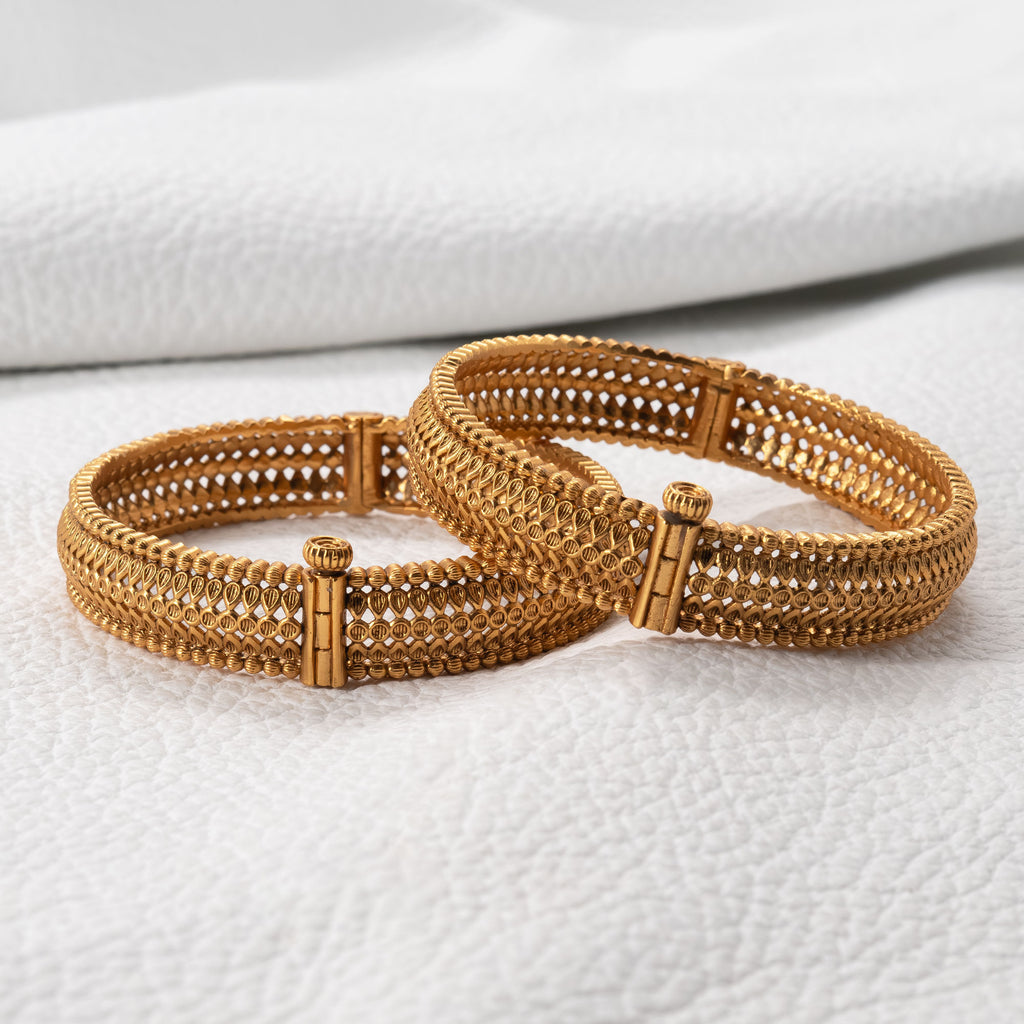Trendy Bow Tie Bangles (Set of 2)