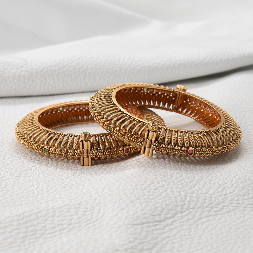 Trendy Spring Linked Bangles (Set of 2)