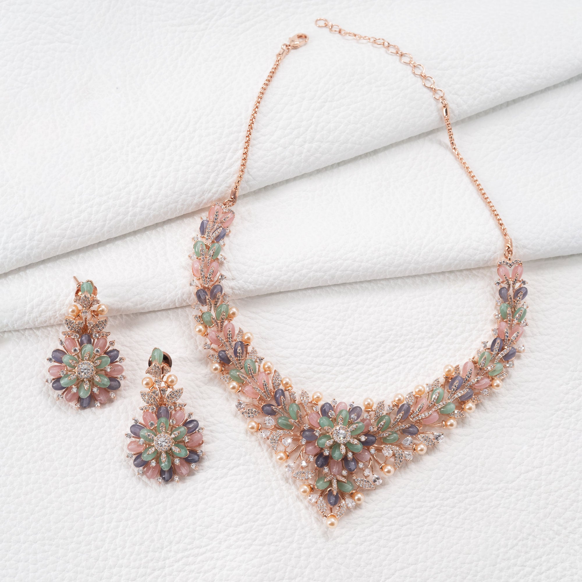 Modern Multicolored Necklace Set