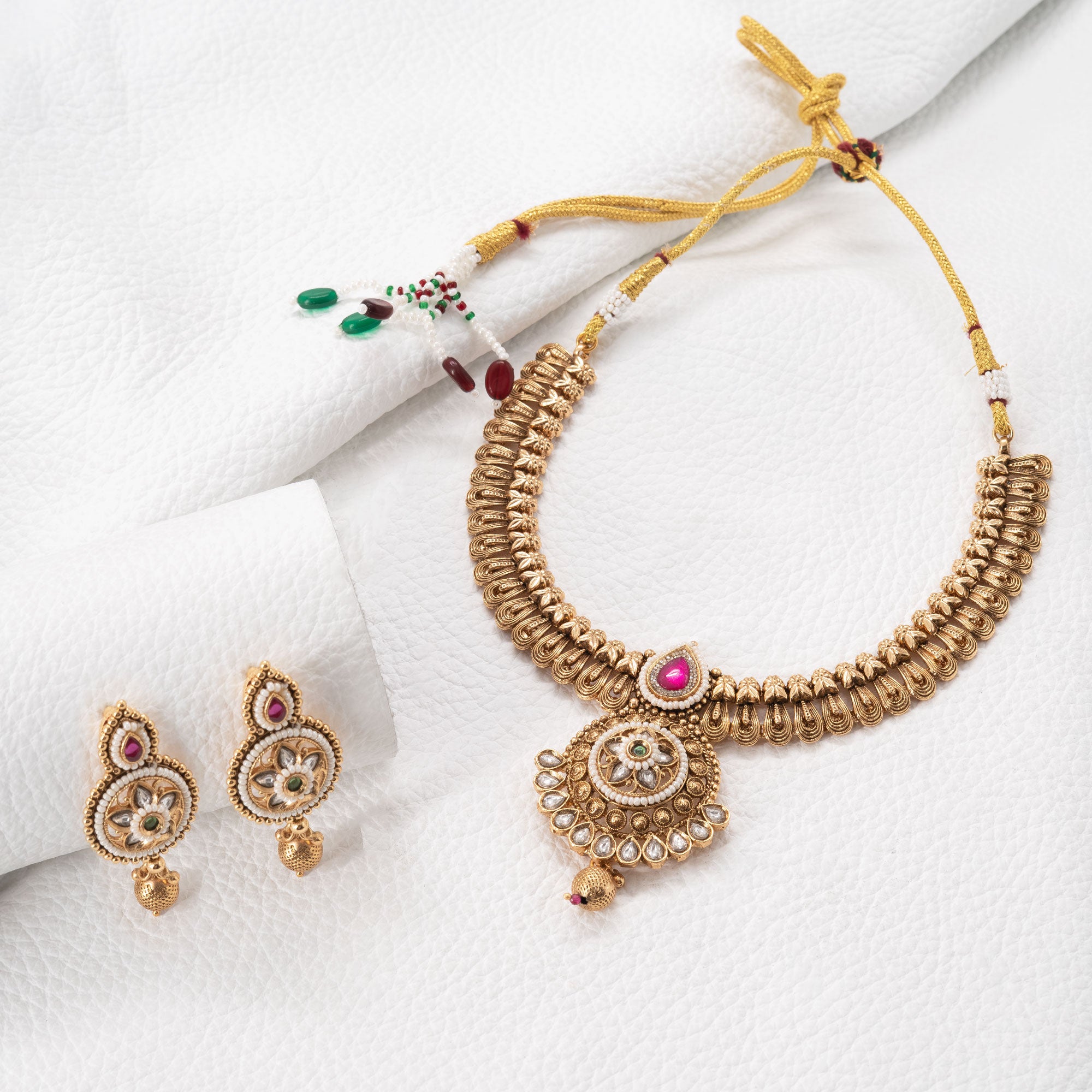 Traditional Victorian Necklace Set