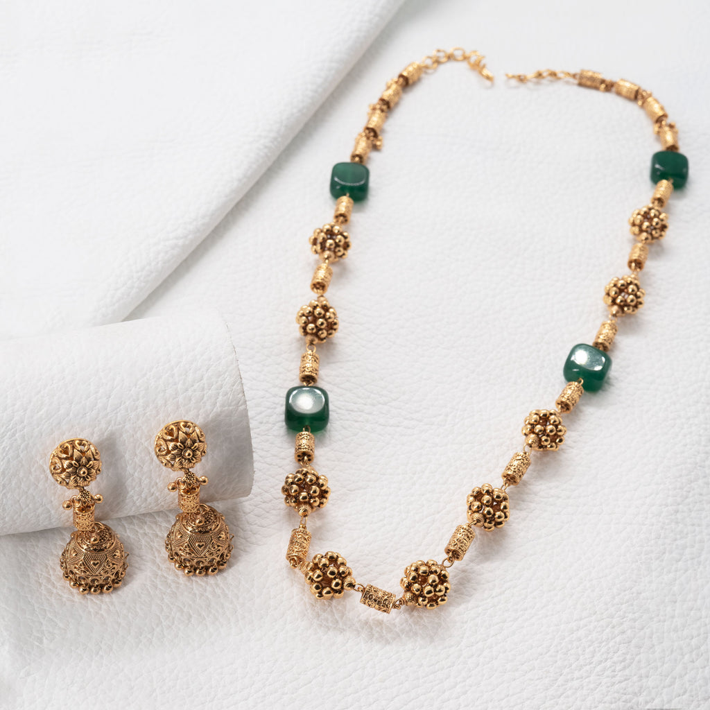 Trendy Floral Bunch Necklace Set