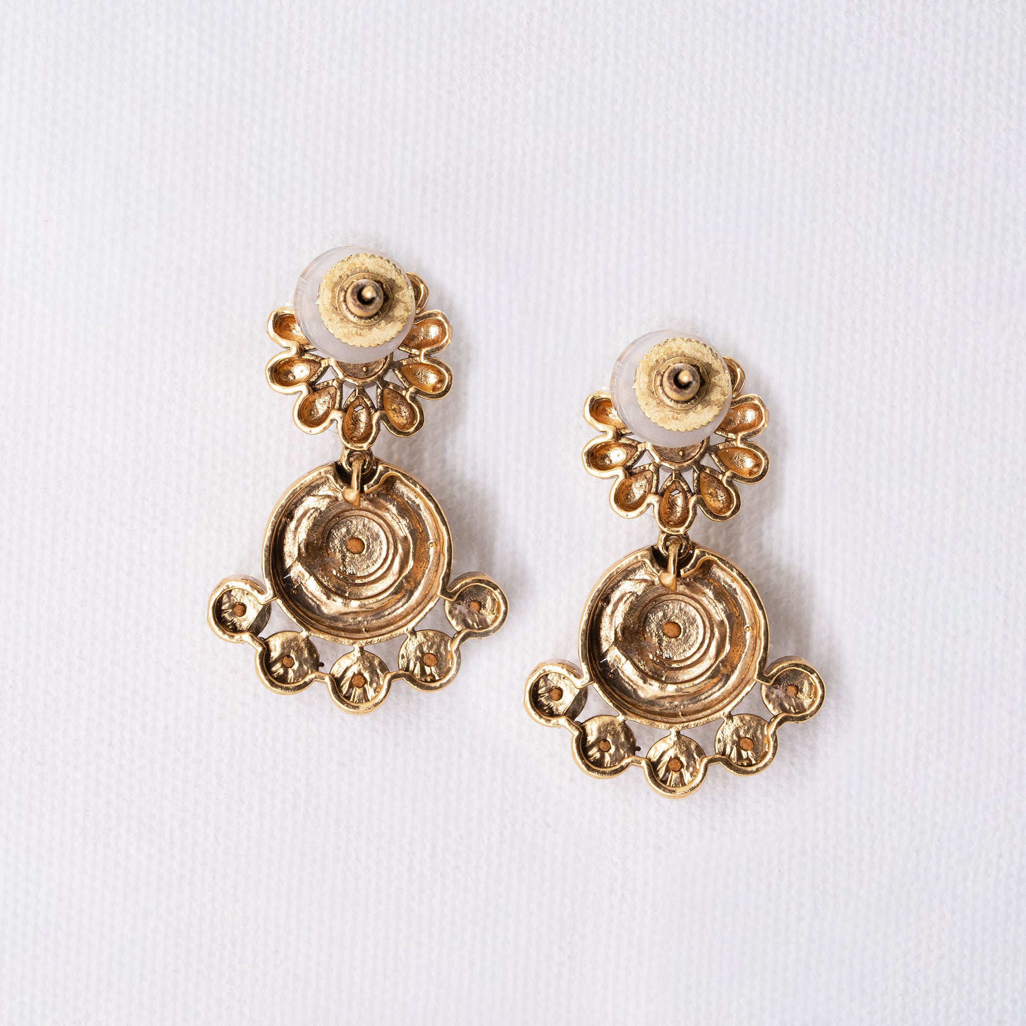 Traditional Round Top Round Earring Set