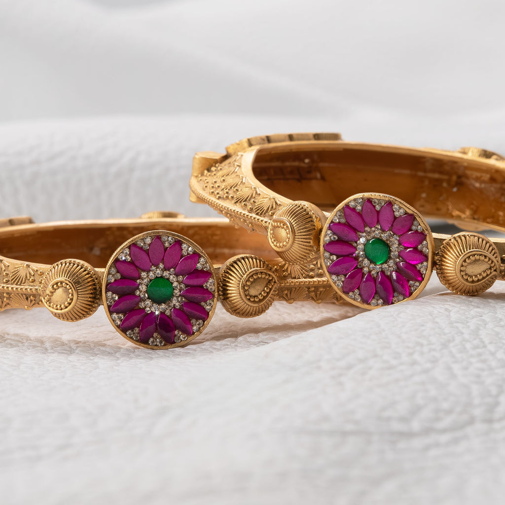 Trendy Sunflower Oval Shaped Bangles (Set of 2)