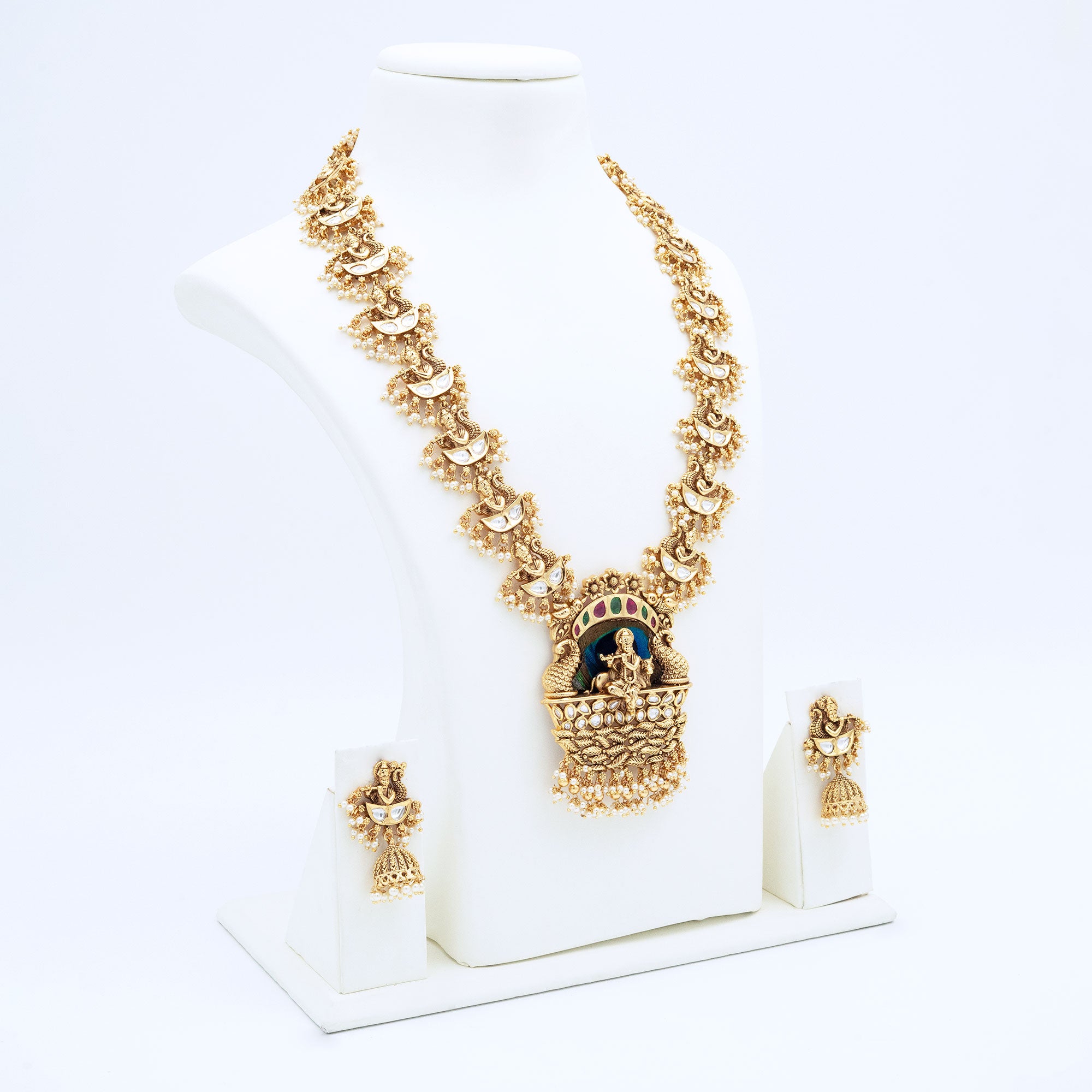 Trendy Krishna Pendant Necklace Set
