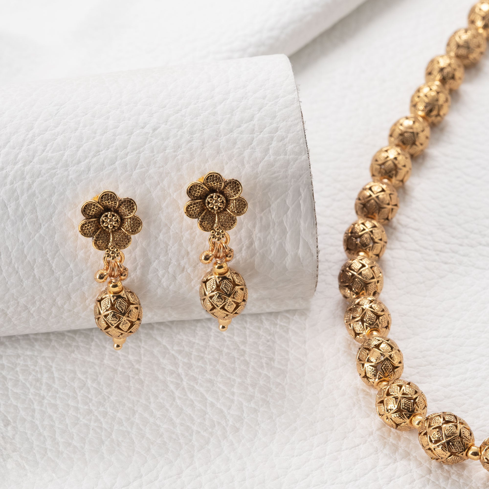 Traditional Oval Rudhraksha Necklace Set