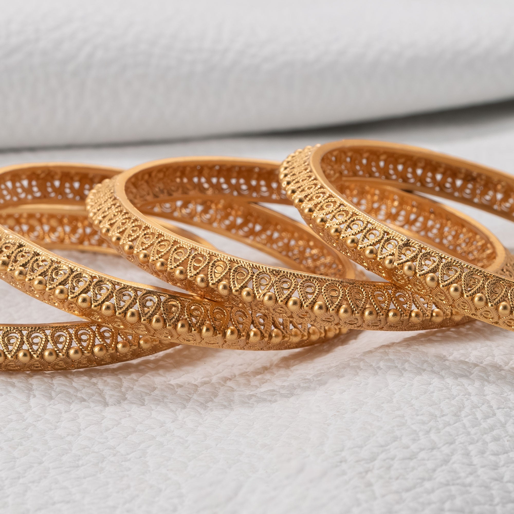 Trendy Oval Shape Bangles (Set of 4)