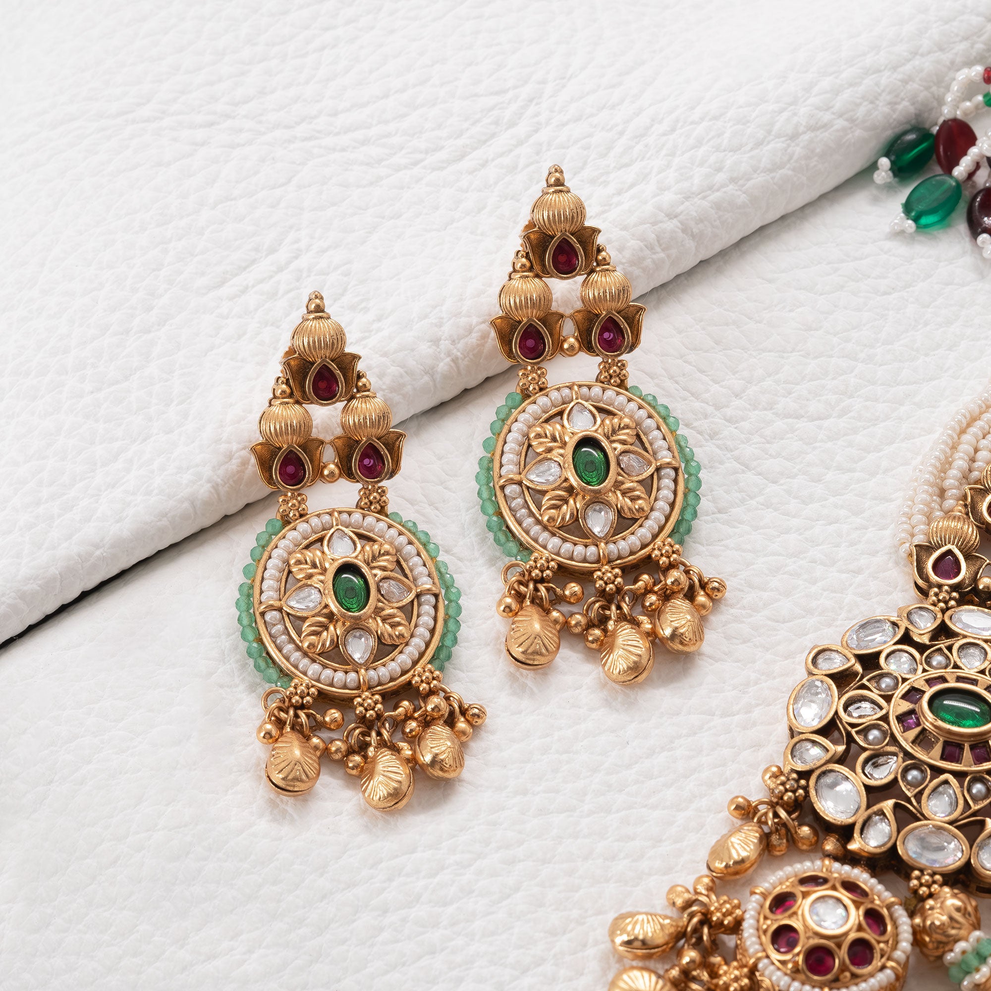 Trendy Multilayered Necklace Set