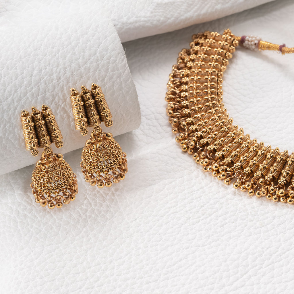 Traditional Column Necklace Set
