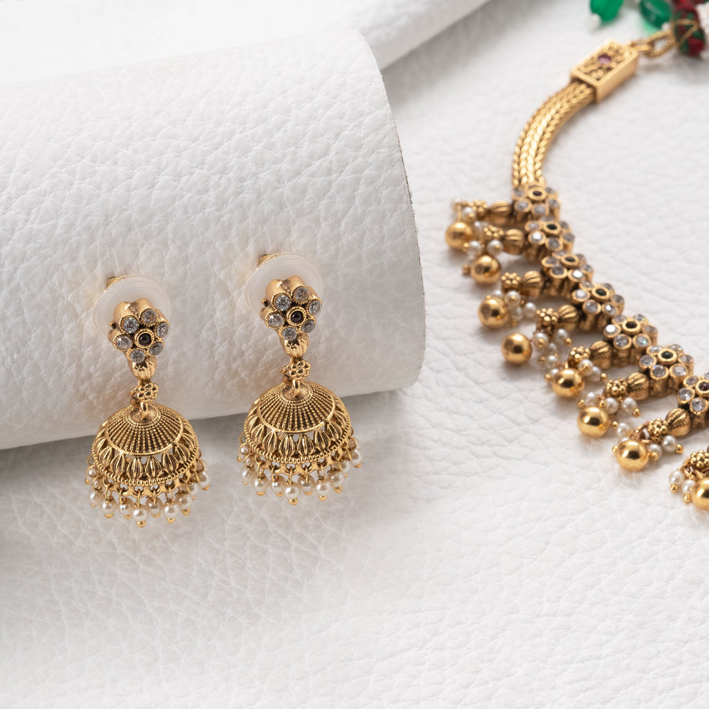 Trendy Linked Floral Necklace Set