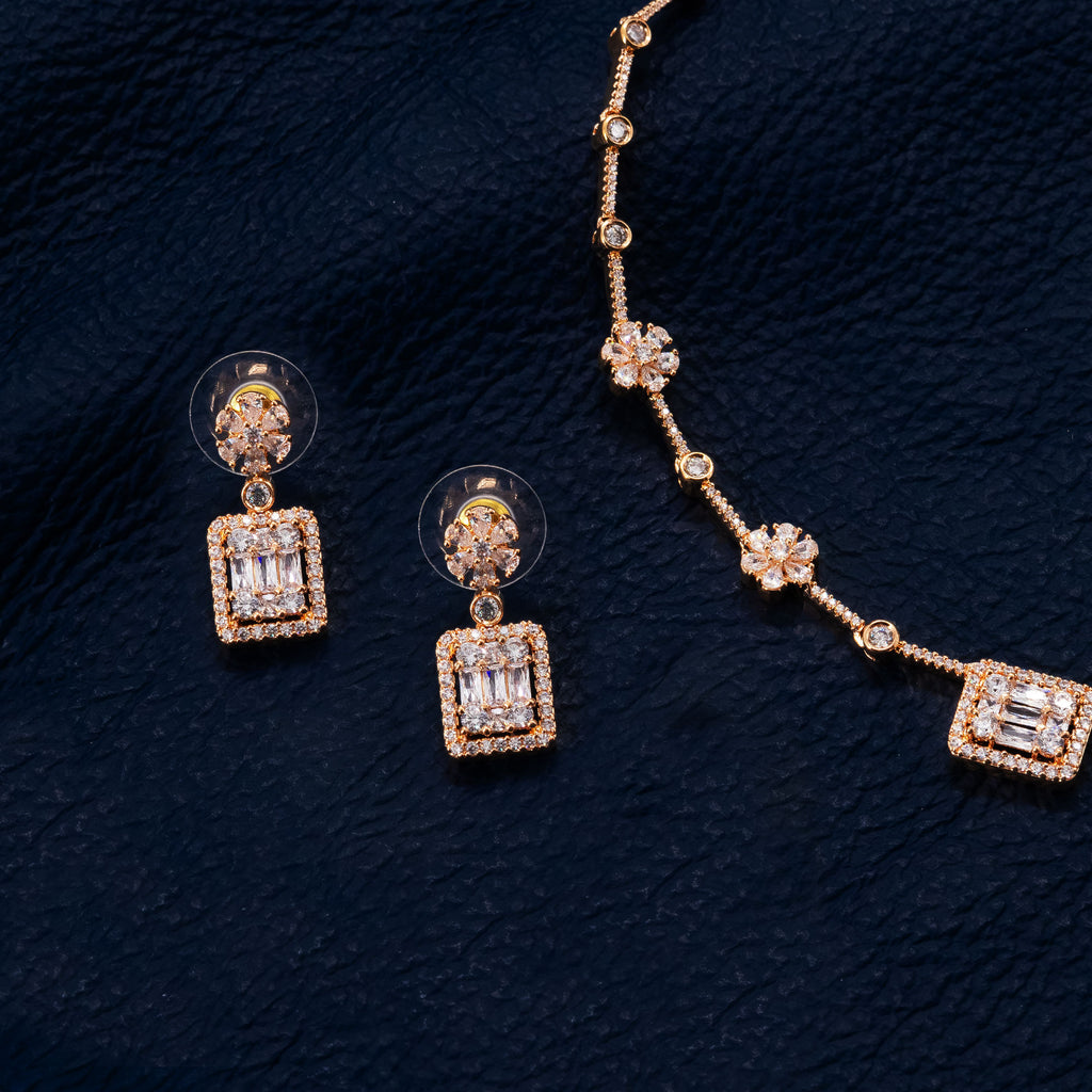 Modern Floral Box Necklace Set