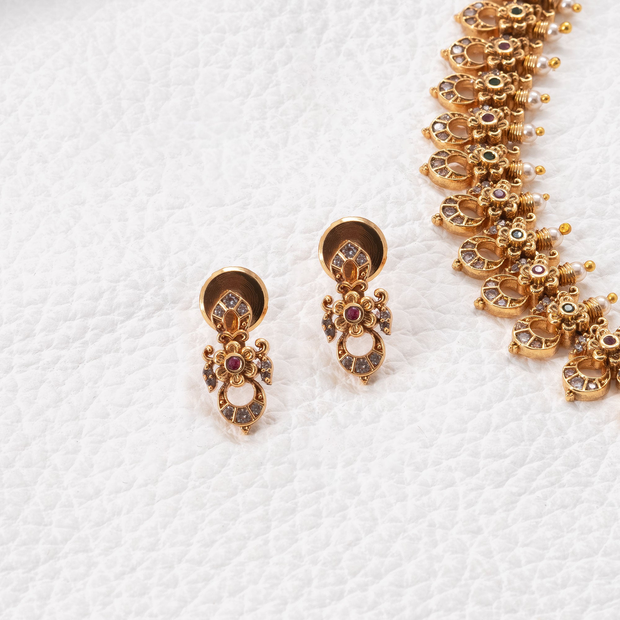 Traditional Tiny Floral Crescent Necklace Set