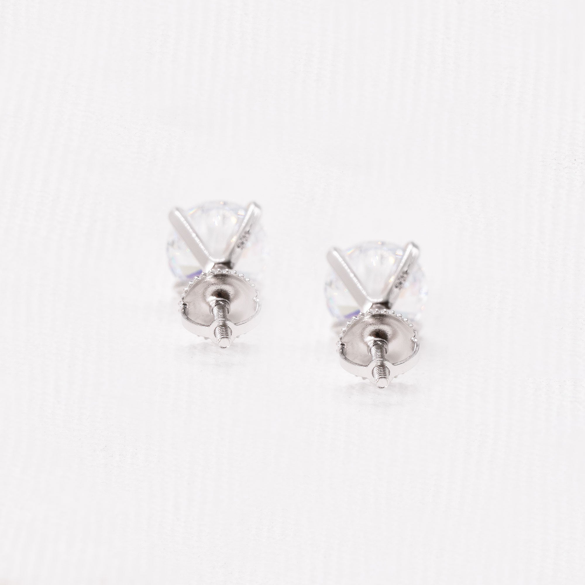 Modern Pyramid Prong Screw Back Tops ( Small )