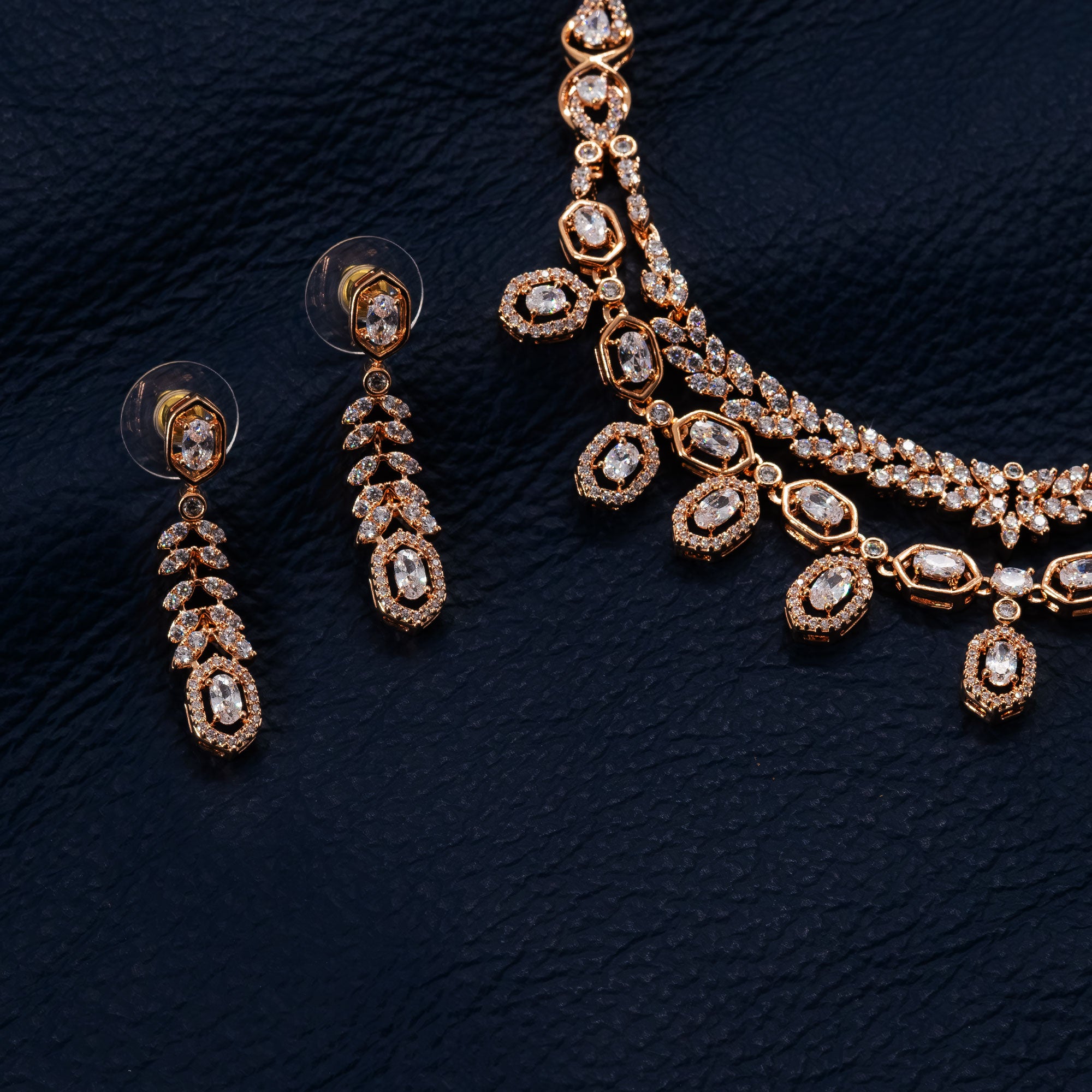 Modern Layered Drop Necklace Set