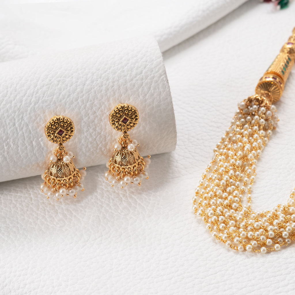 Trendy Layered Pearl Necklace set