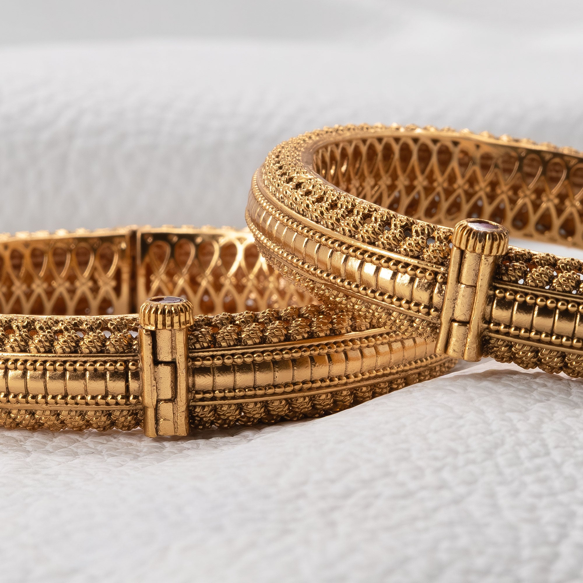 Trendy Tiny Floral Bangles (Set of 2)