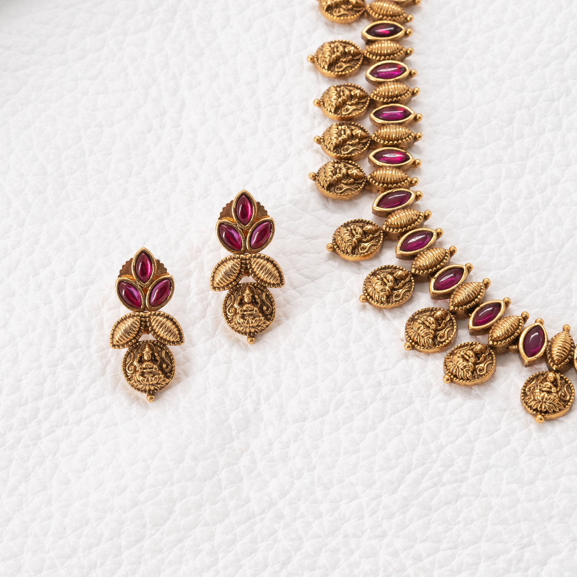 Traditional Oval Lakshmi Coin Necklace Set