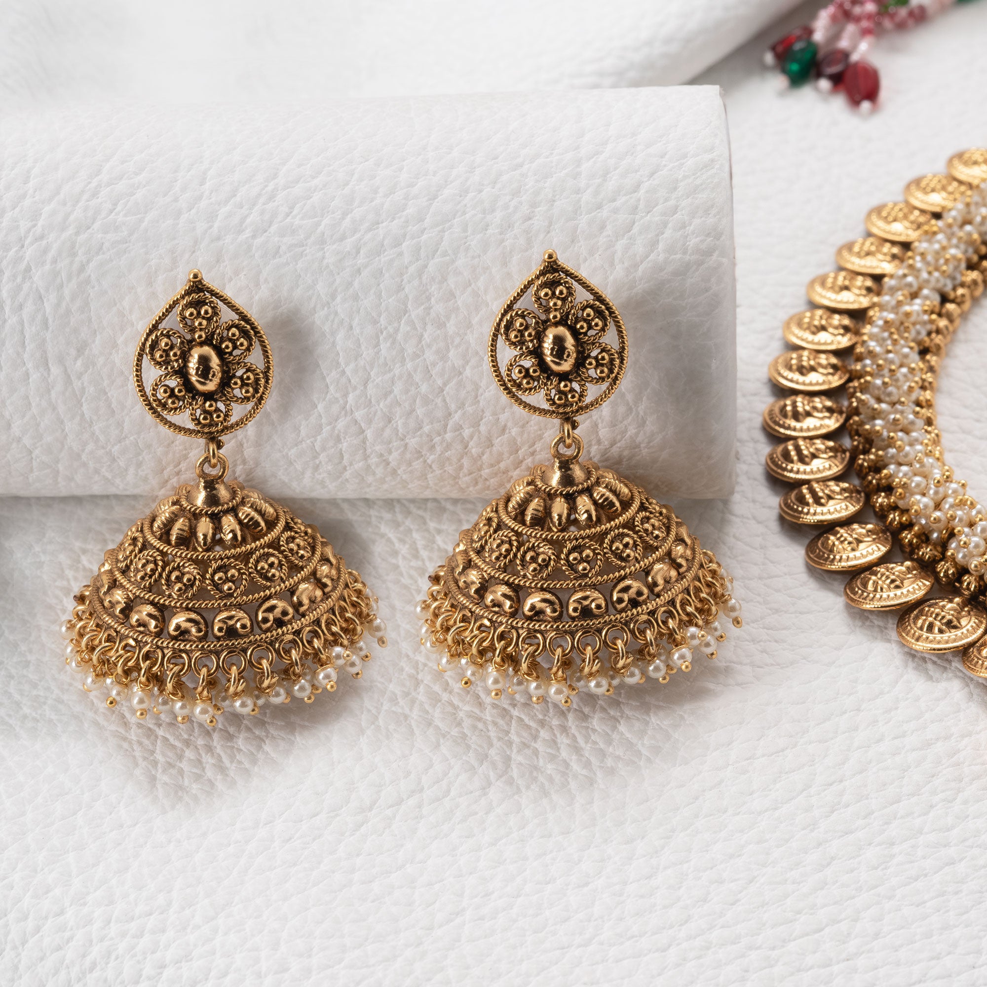 Trendy Lakshmi Coin Necklace Set