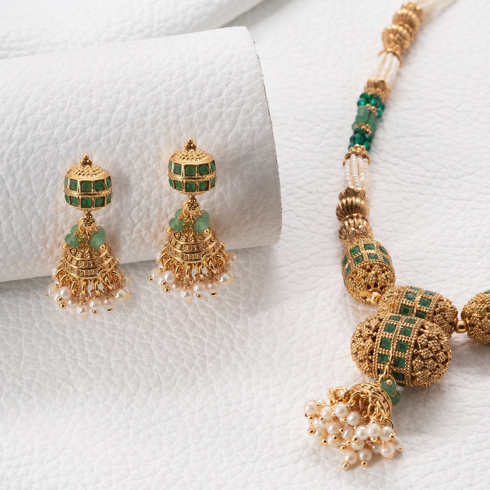 Trendy Capsule Necklace Set