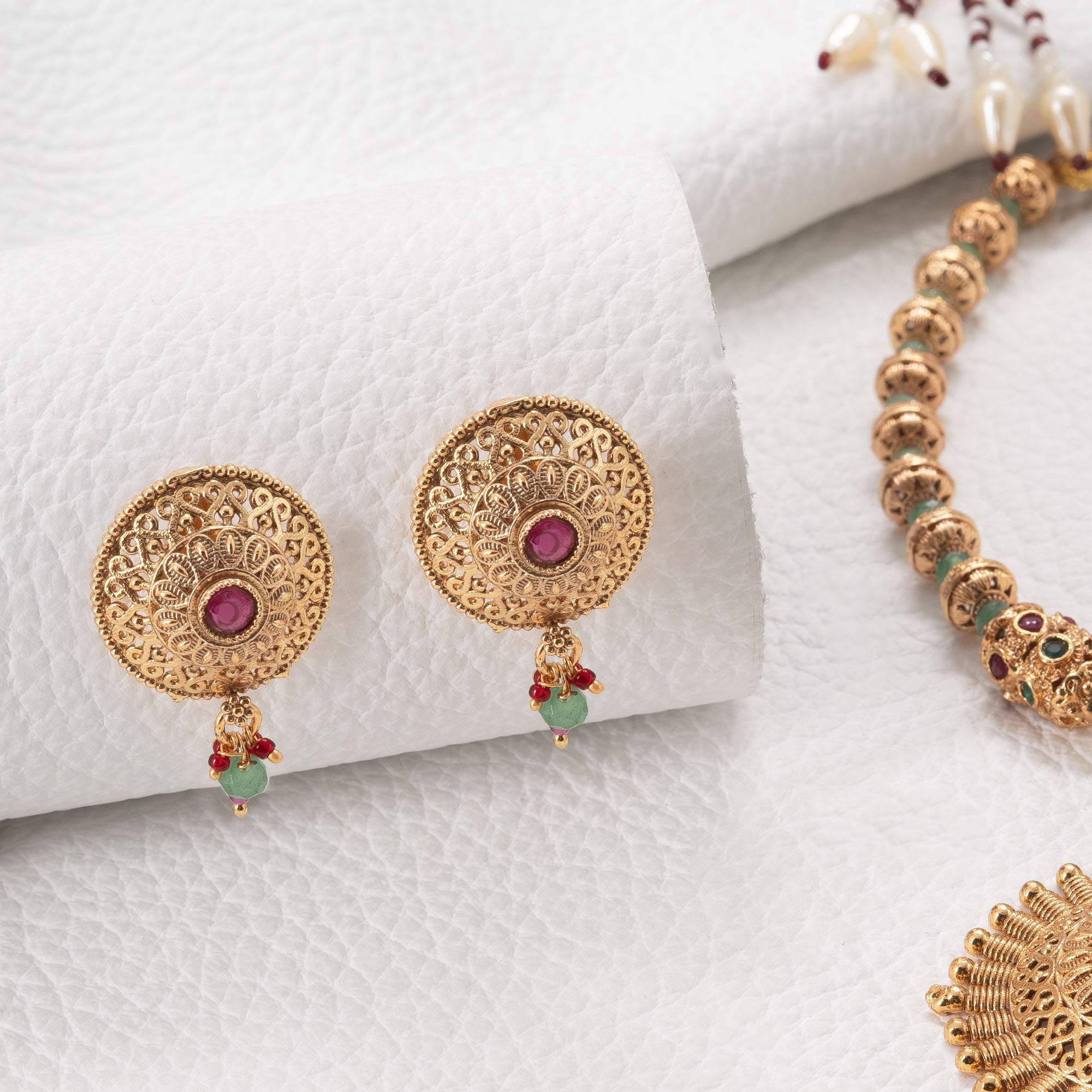 Traditional Sun Necklace Set